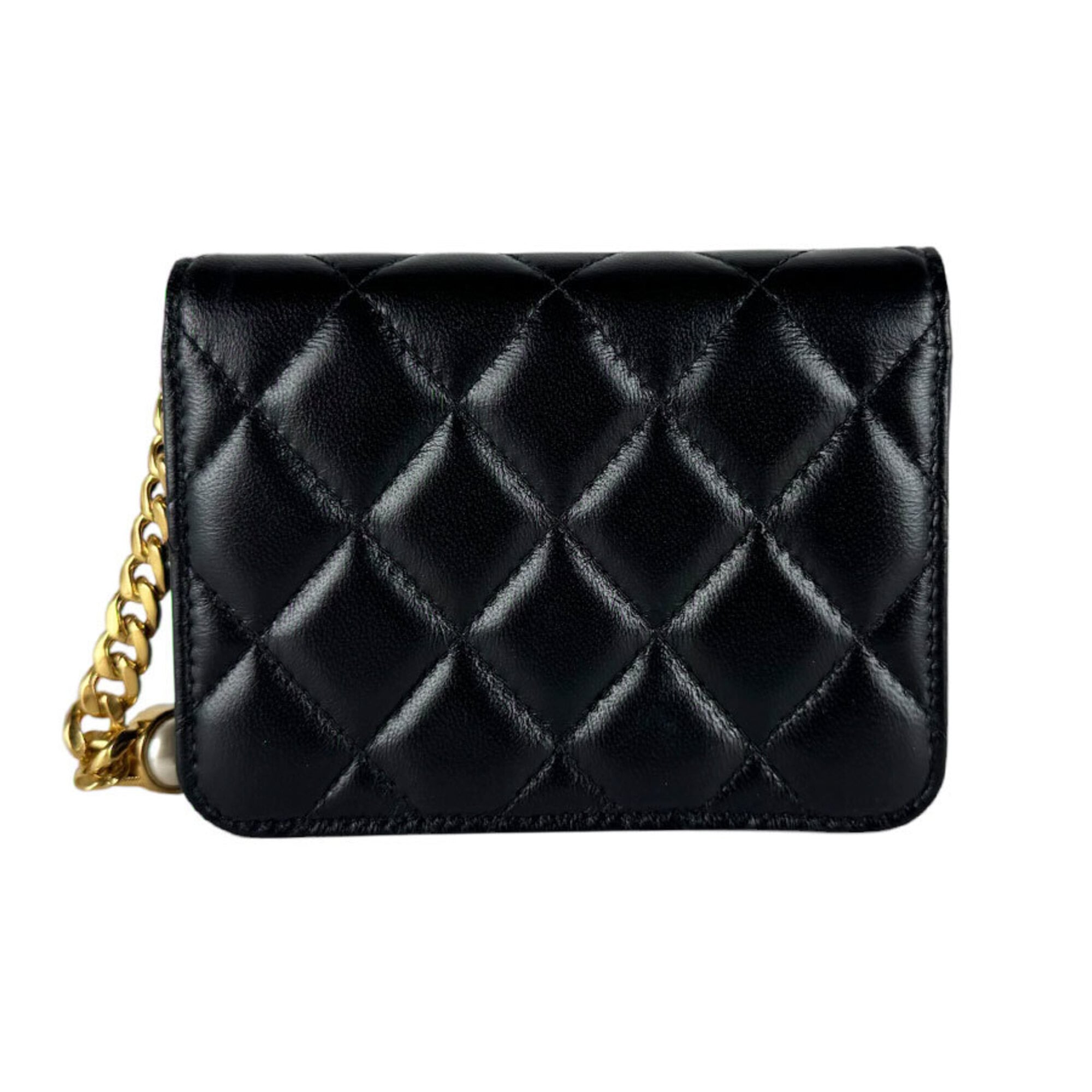 Chanel Black Leather Pochette (Pre-Owned)