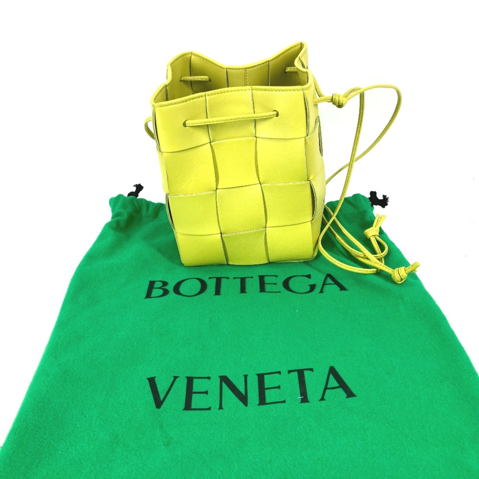 Bottega Veneta Green Leather Shoulder Bag (Pre-Owned)