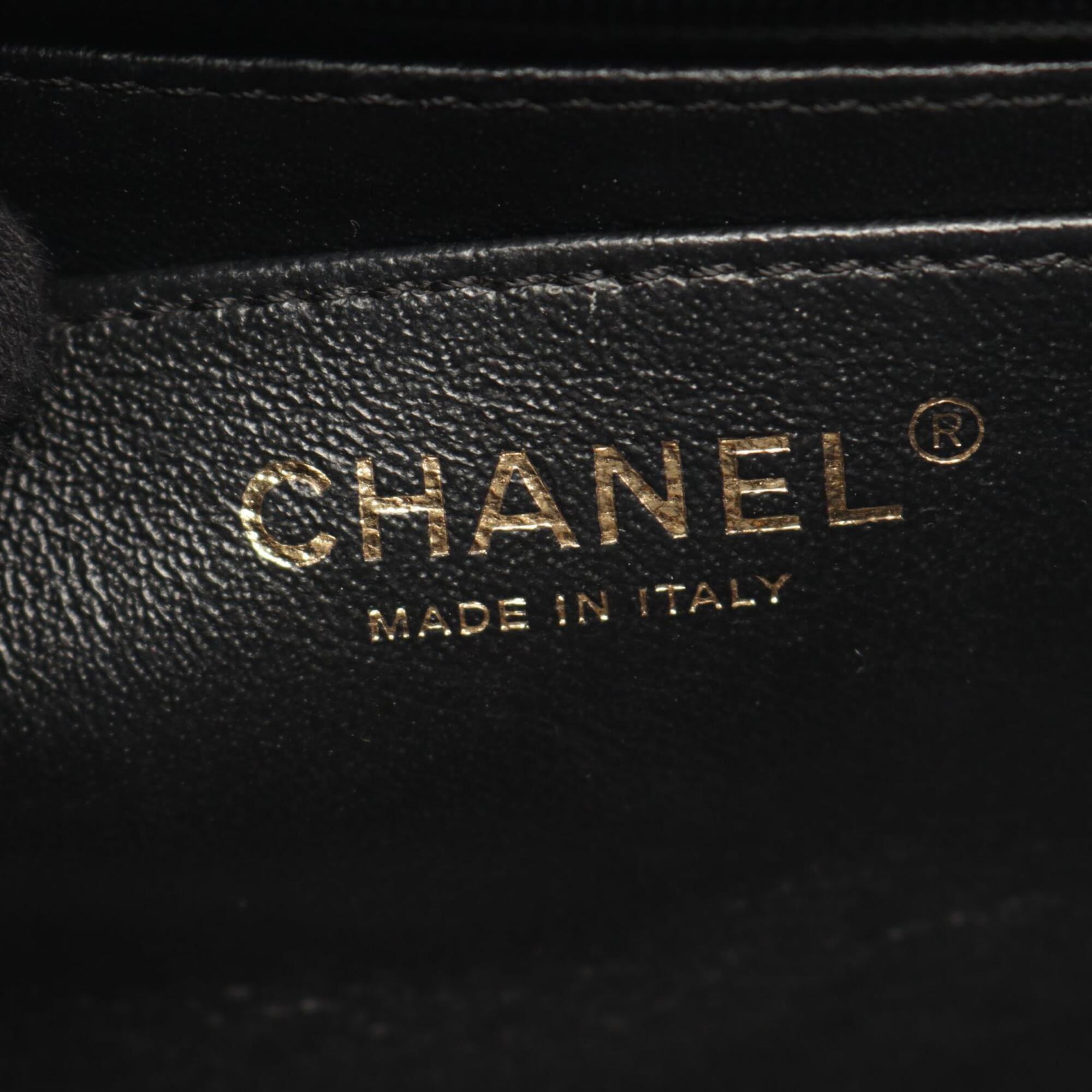 Chanel Black Leather Handbag Shoulder Bag (Pre-Owned)