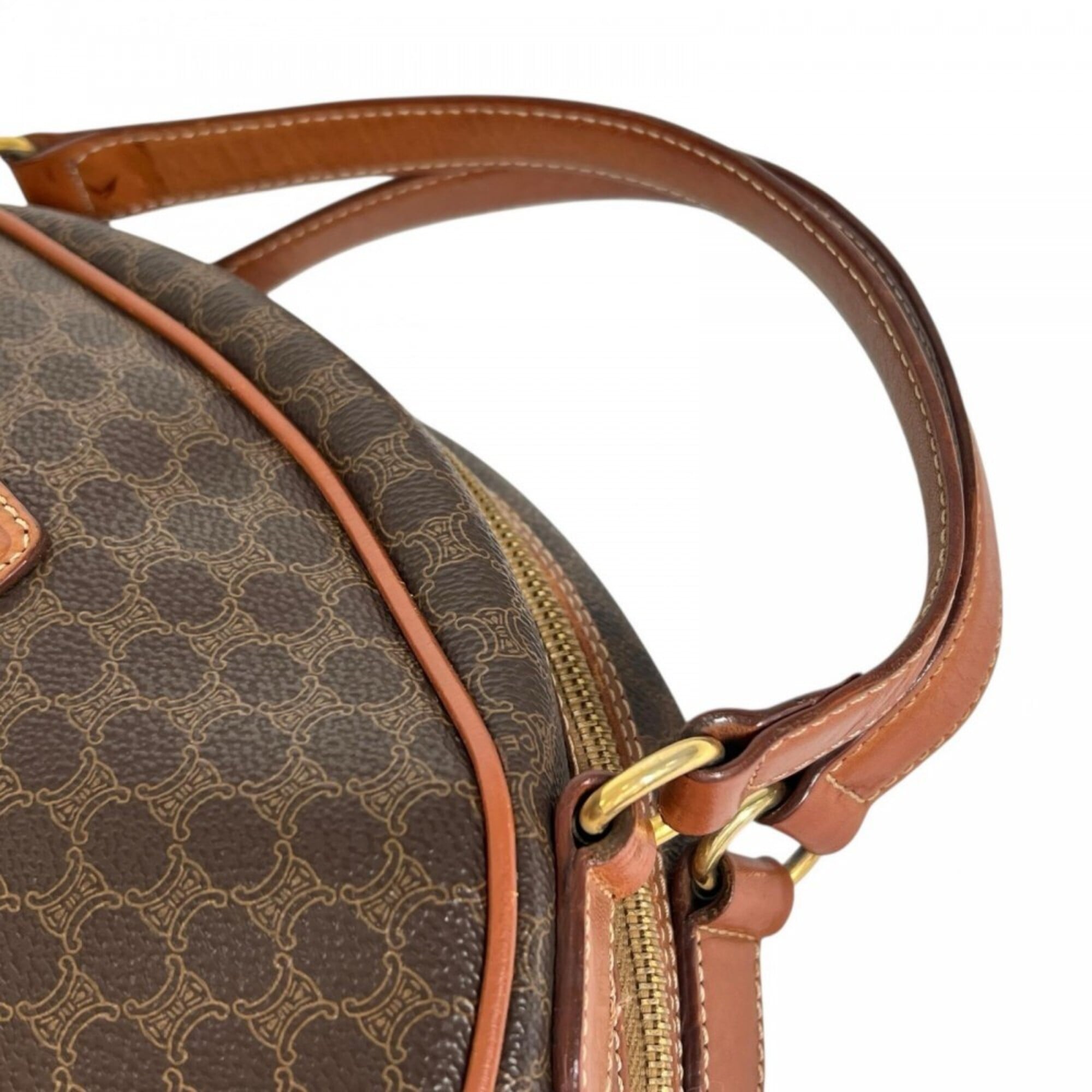 Celine Brown Leather Shoulder Bag (Pre-Owned)