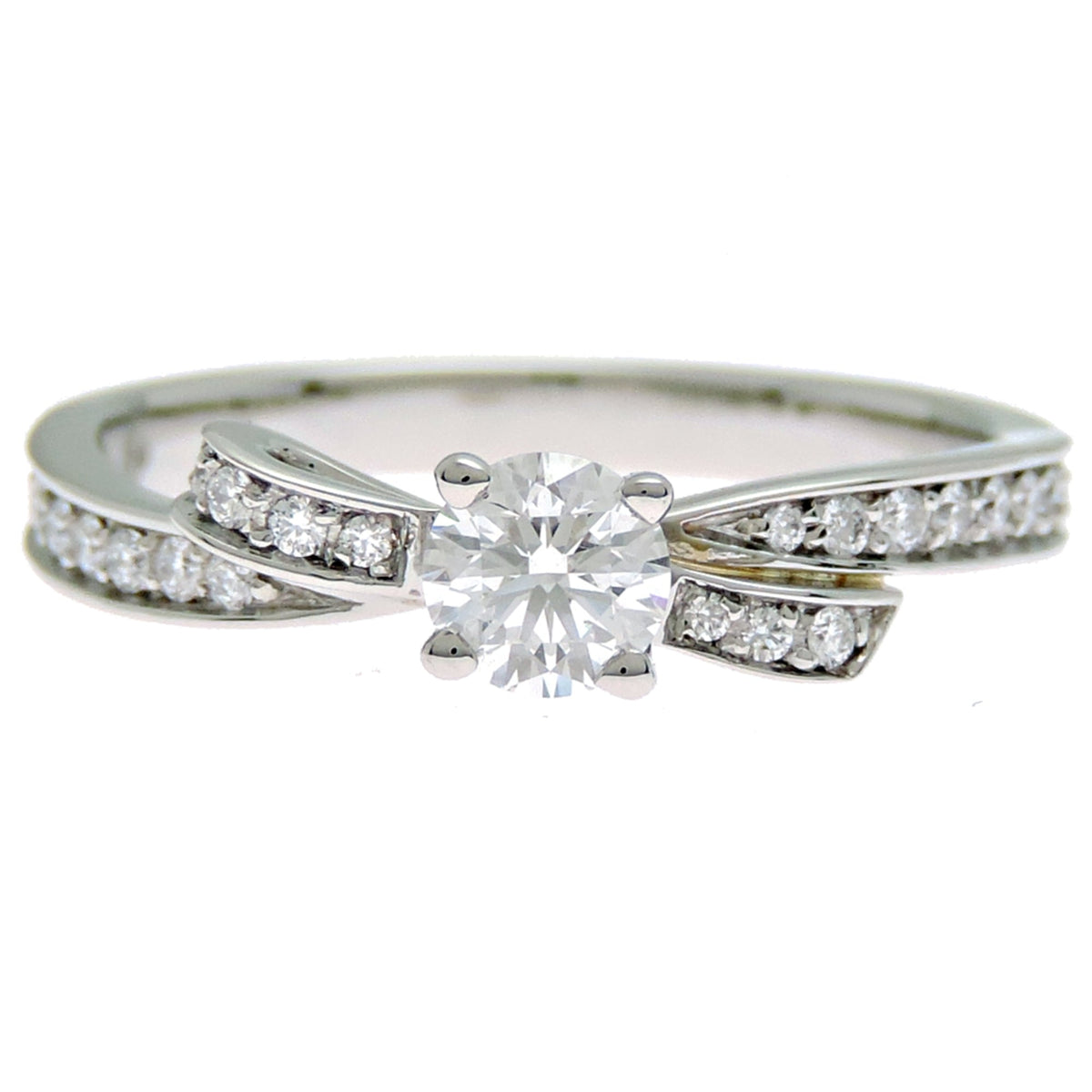 Chanel Platinum 950 Band Ring (Pre-Owned)