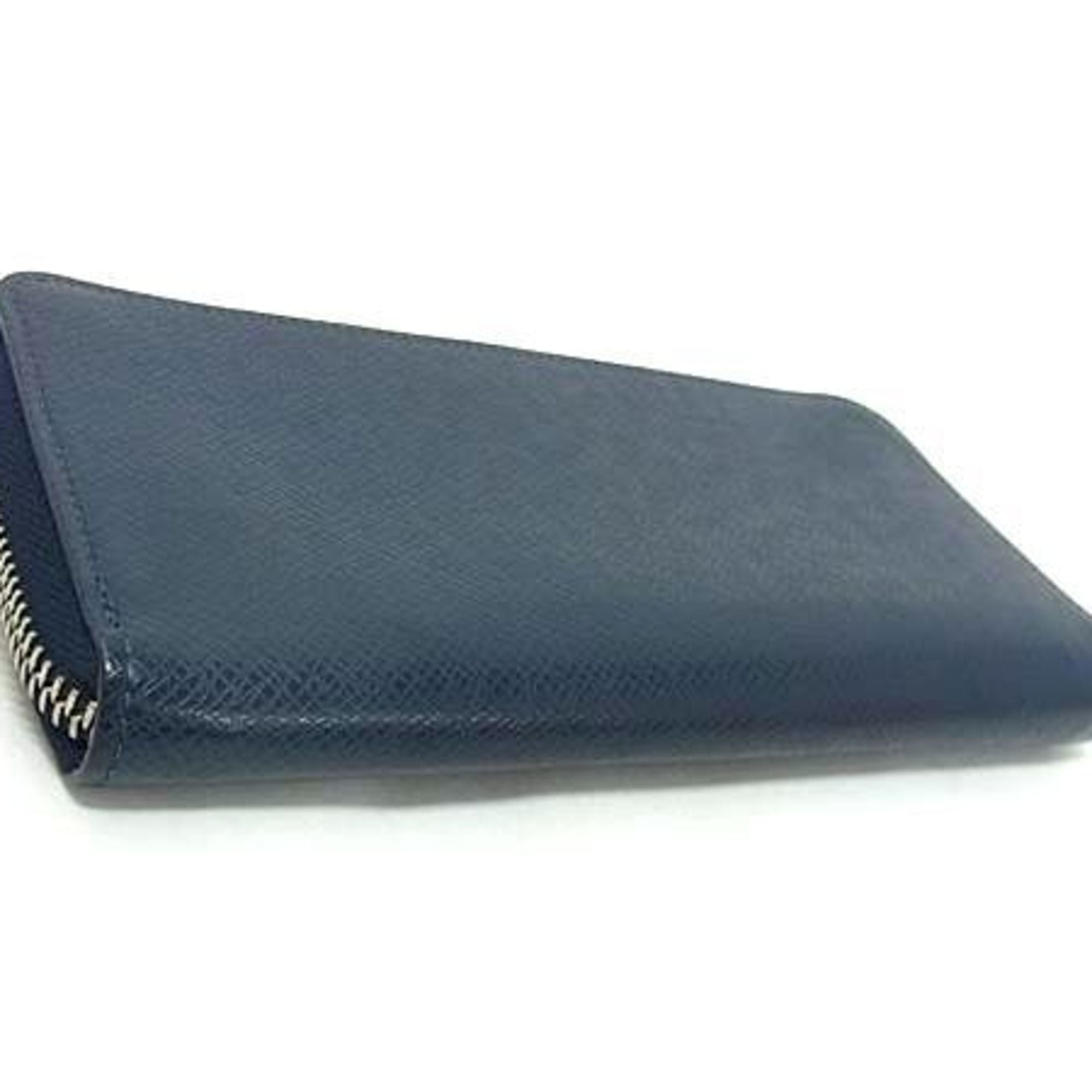 Louis Vuitton Taiga Blue Taiga Leather Long Wallet (Bi-Fold) (Pre-Owned)