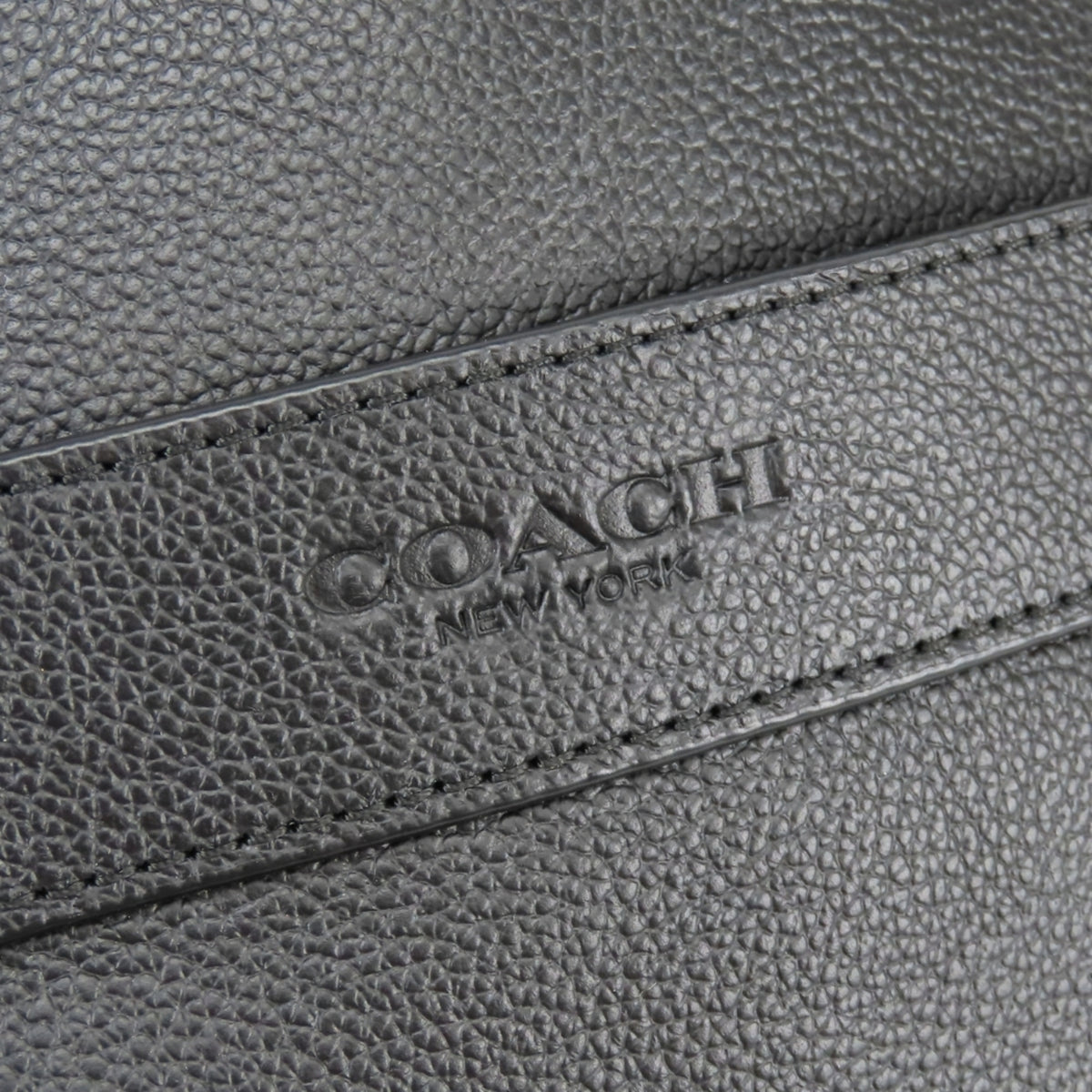 Coach Black Leather Shoulder Bag (Pre-Owned)