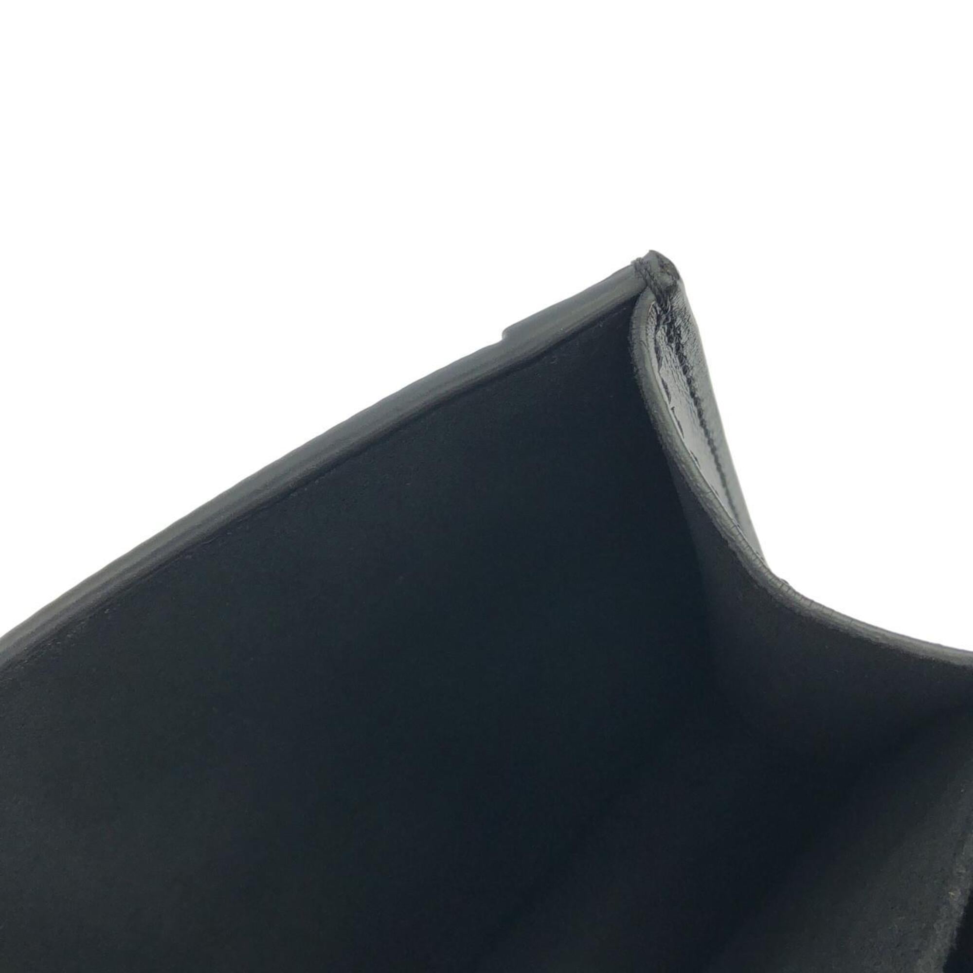 Louis Vuitton Black Leather Shoulder Bag (Pre-Owned)