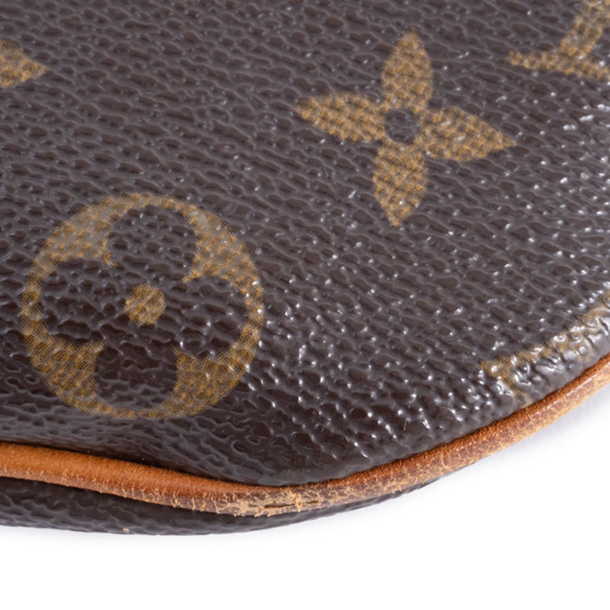 Louis Vuitton Monogram Monogram Monogram Shoulder Bag (Pre-Owned)