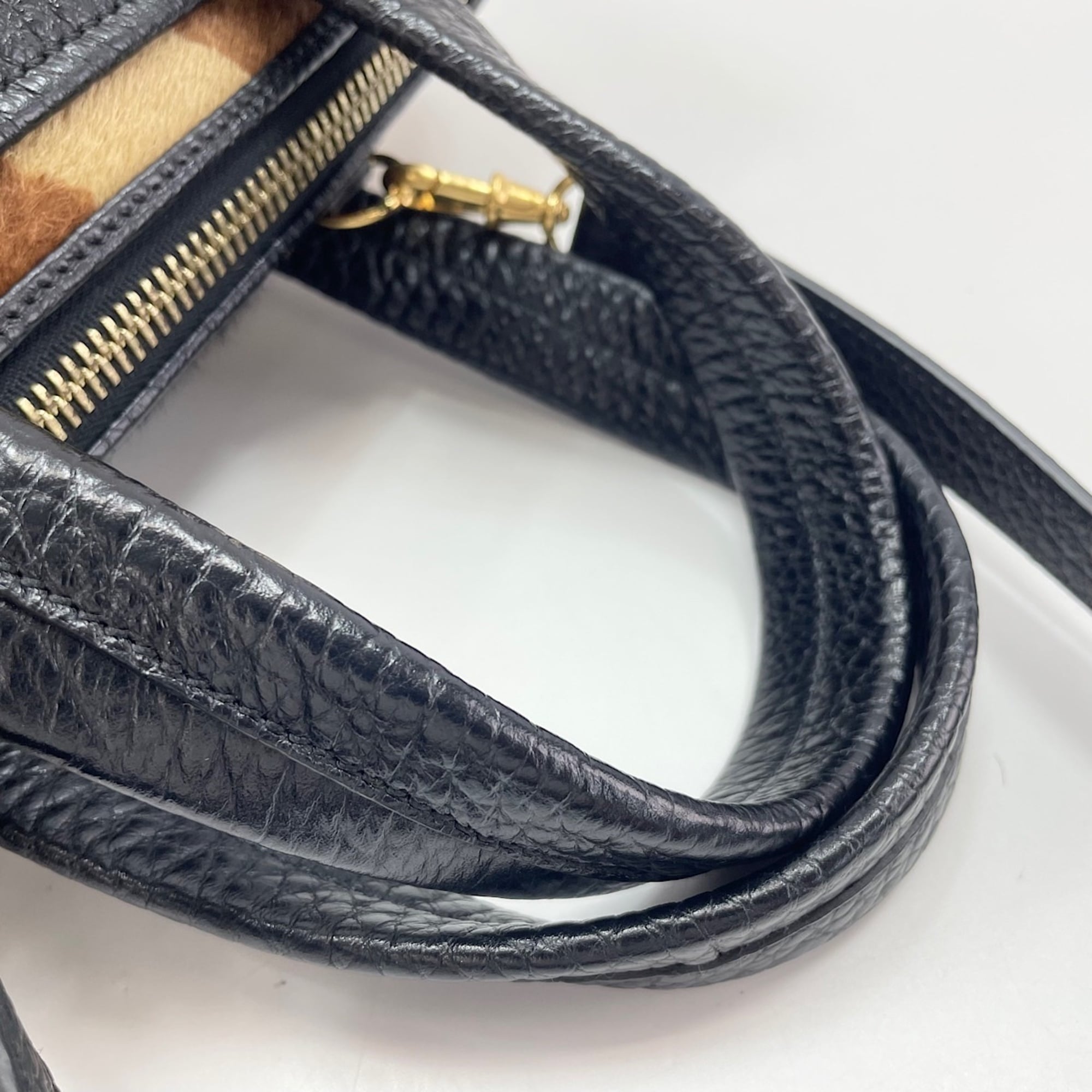 Fendi Black Handbag Shoulder Bag (Pre-Owned)