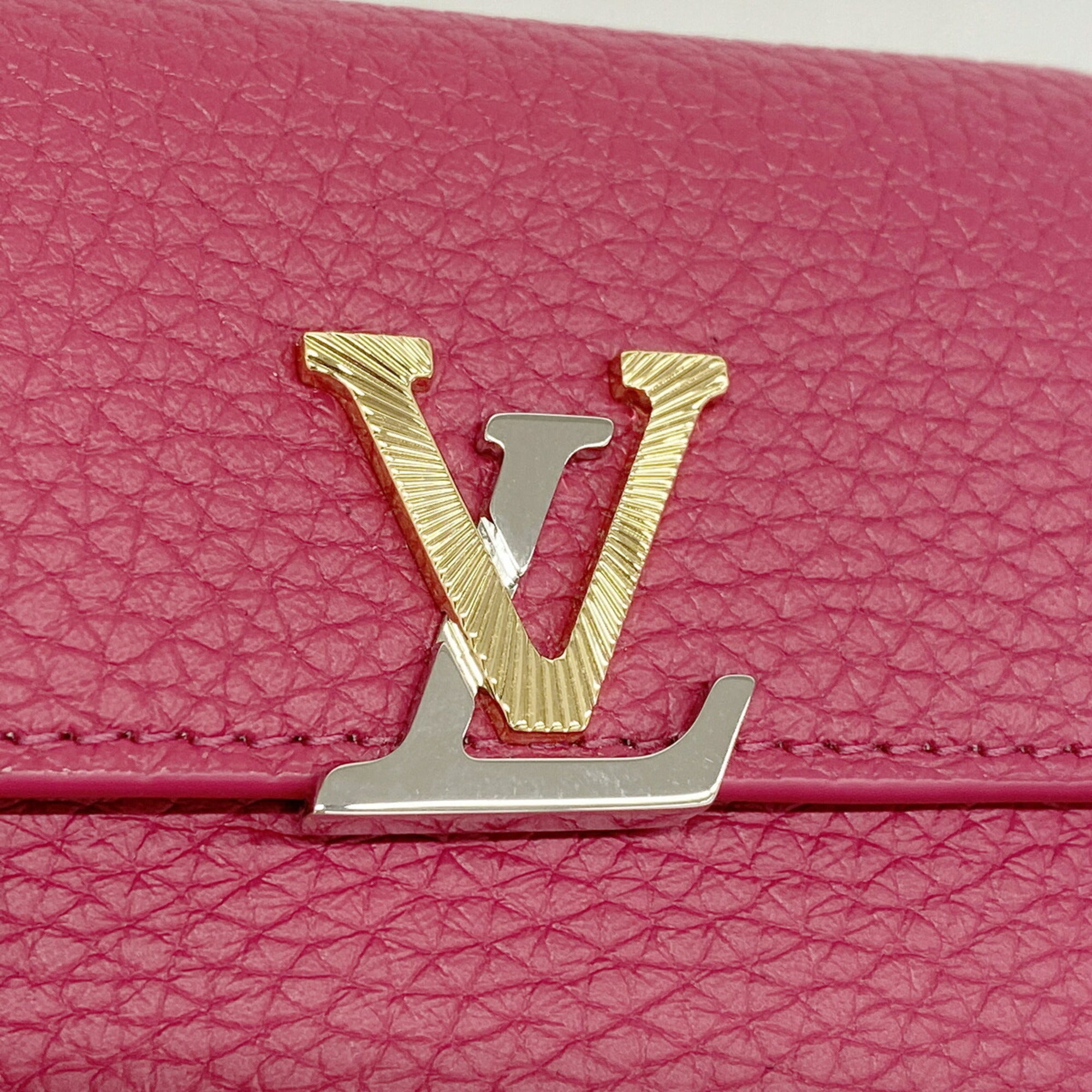 Louis Vuitton Raspberry Wallet (Tri-Fold) (Pre-Owned)