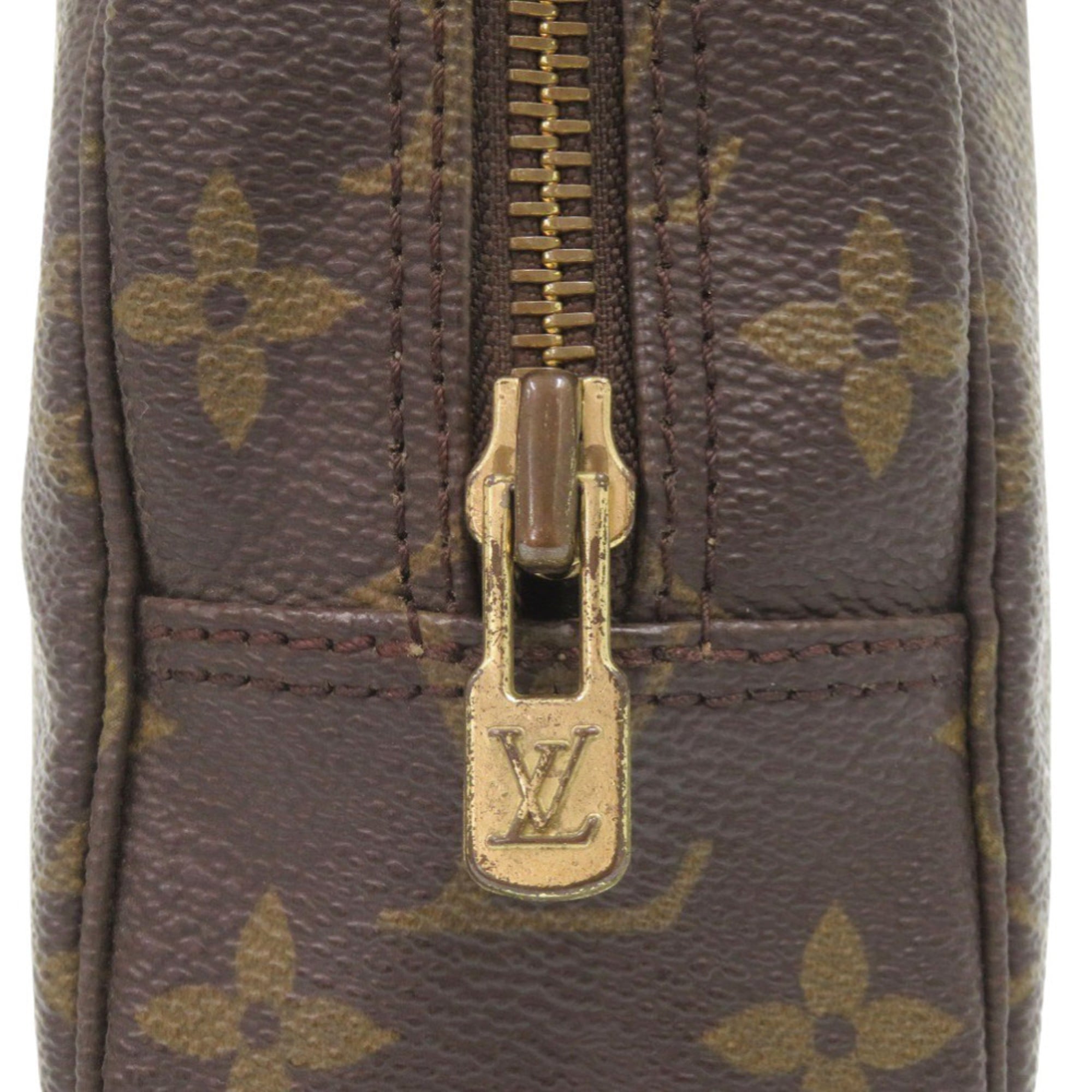 Louis Vuitton Brown Monogram Monogram Pouch (Pre-Owned)