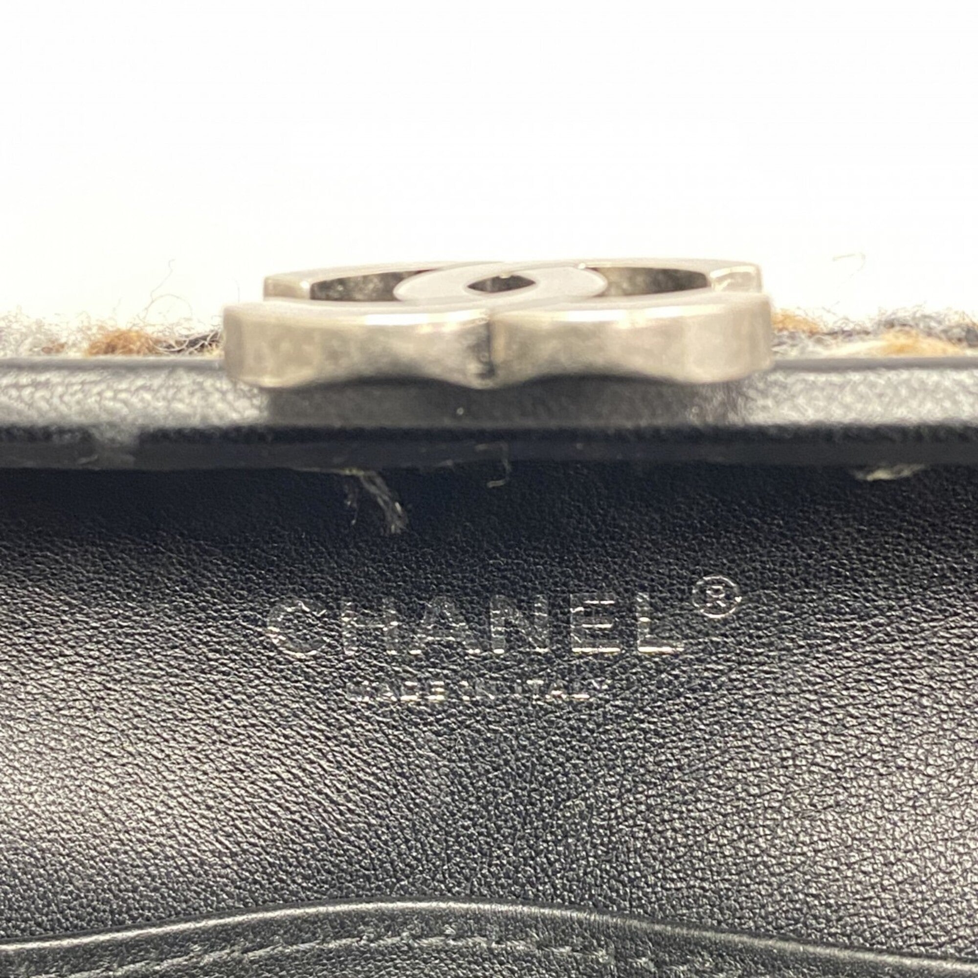 Chanel Black Brown Tweed Shoulder Bag (Pre-Owned)