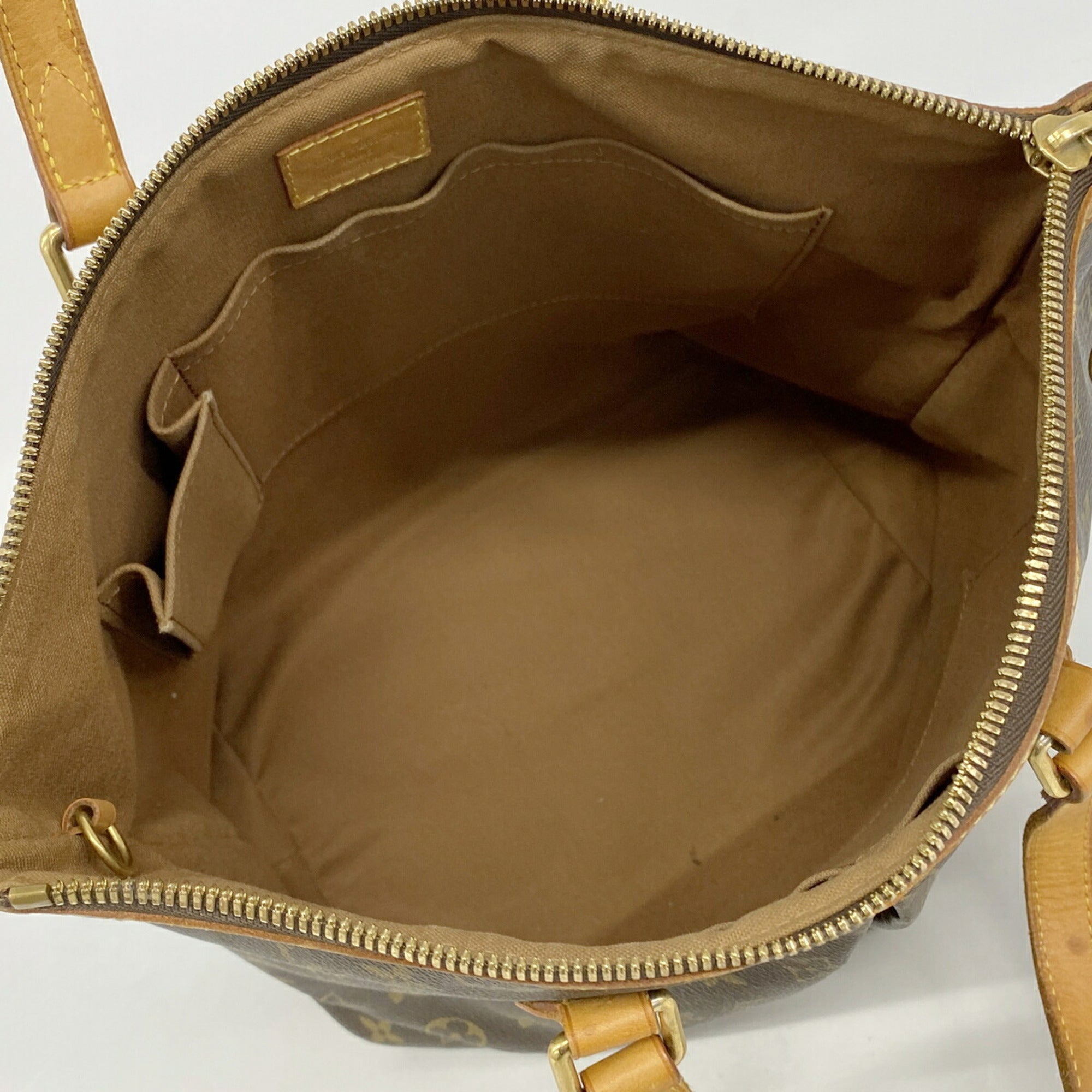 Louis Vuitton Brown Tote Bag (Pre-Owned)