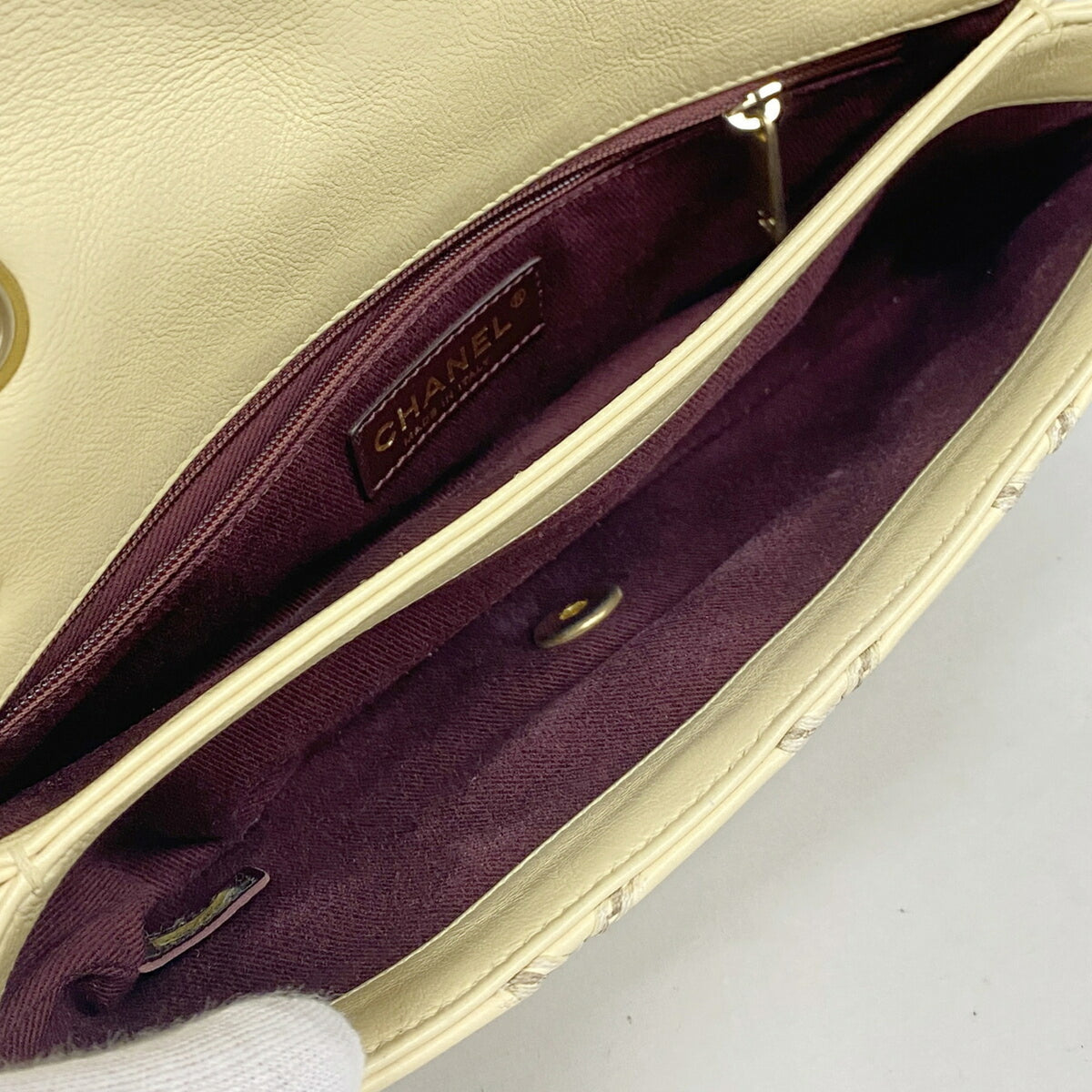 Chanel Yellow Leather Shoulder Bag (Pre-Owned)