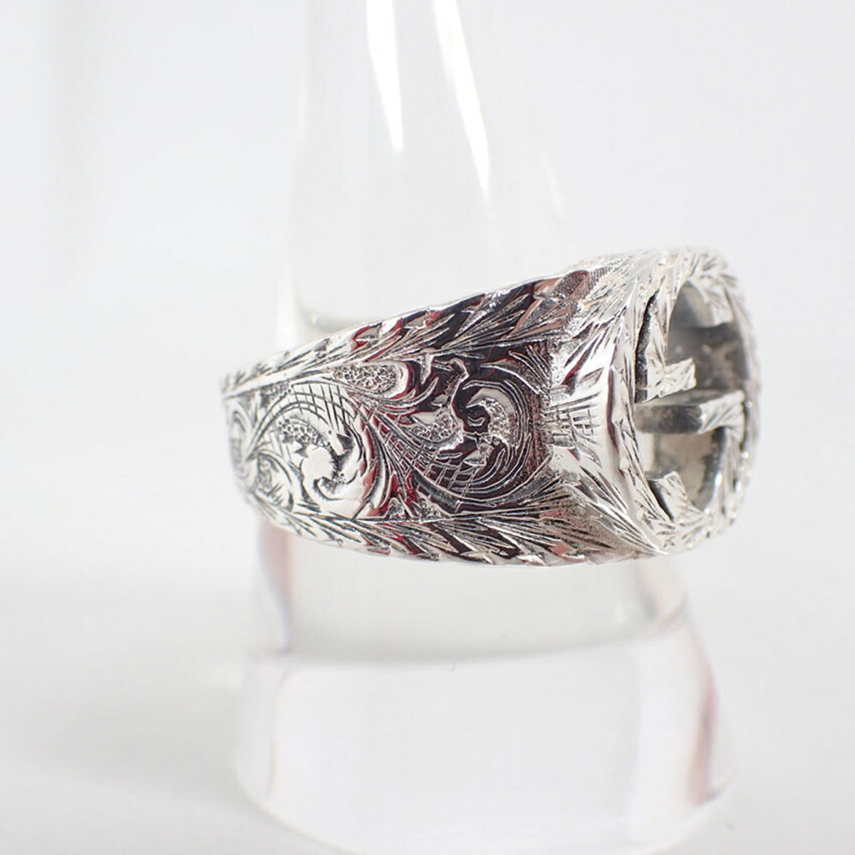 Gucci Sterling Silver 925 Band Ring (Pre-Owned)