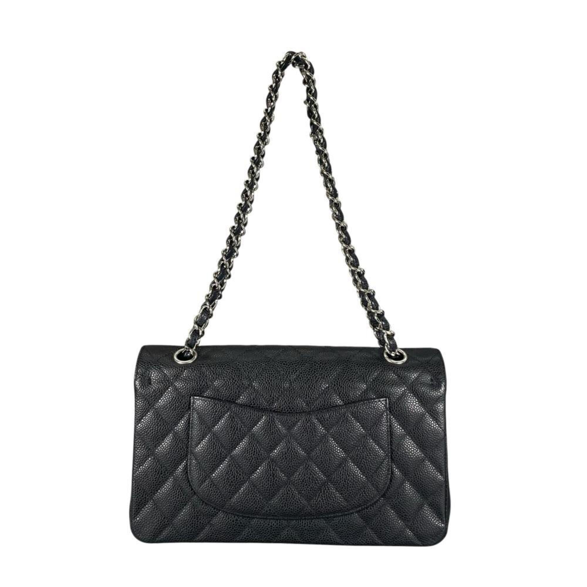 Chanel Matelasse Black Grained Calfskin Shoulder Bag (Pre-Owned)
