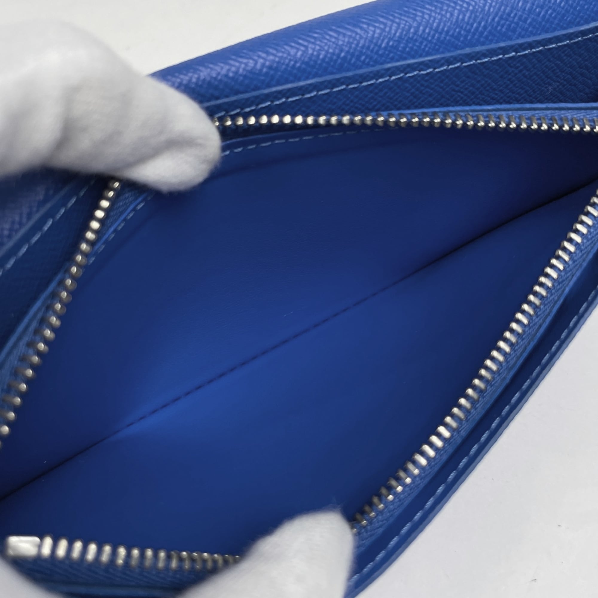 Louis Vuitton Monogram Blue Monogram Long Wallet (Bi-Fold) (Pre-Owned)