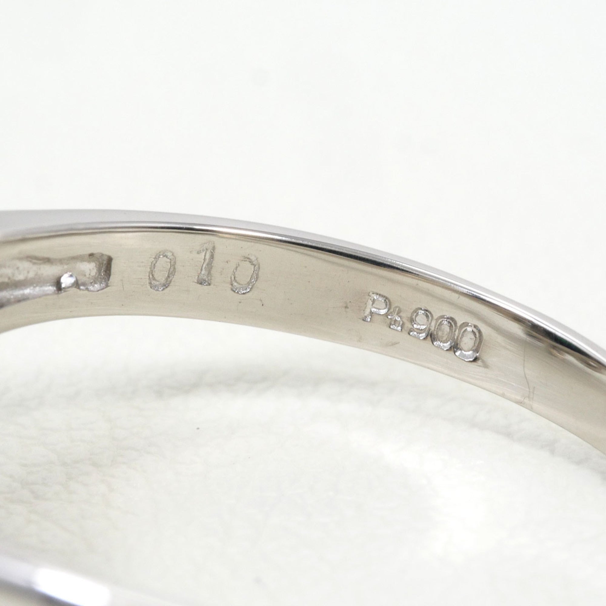 Unbranded Platinum Platinum 900 Band Ring (Pre-Owned)