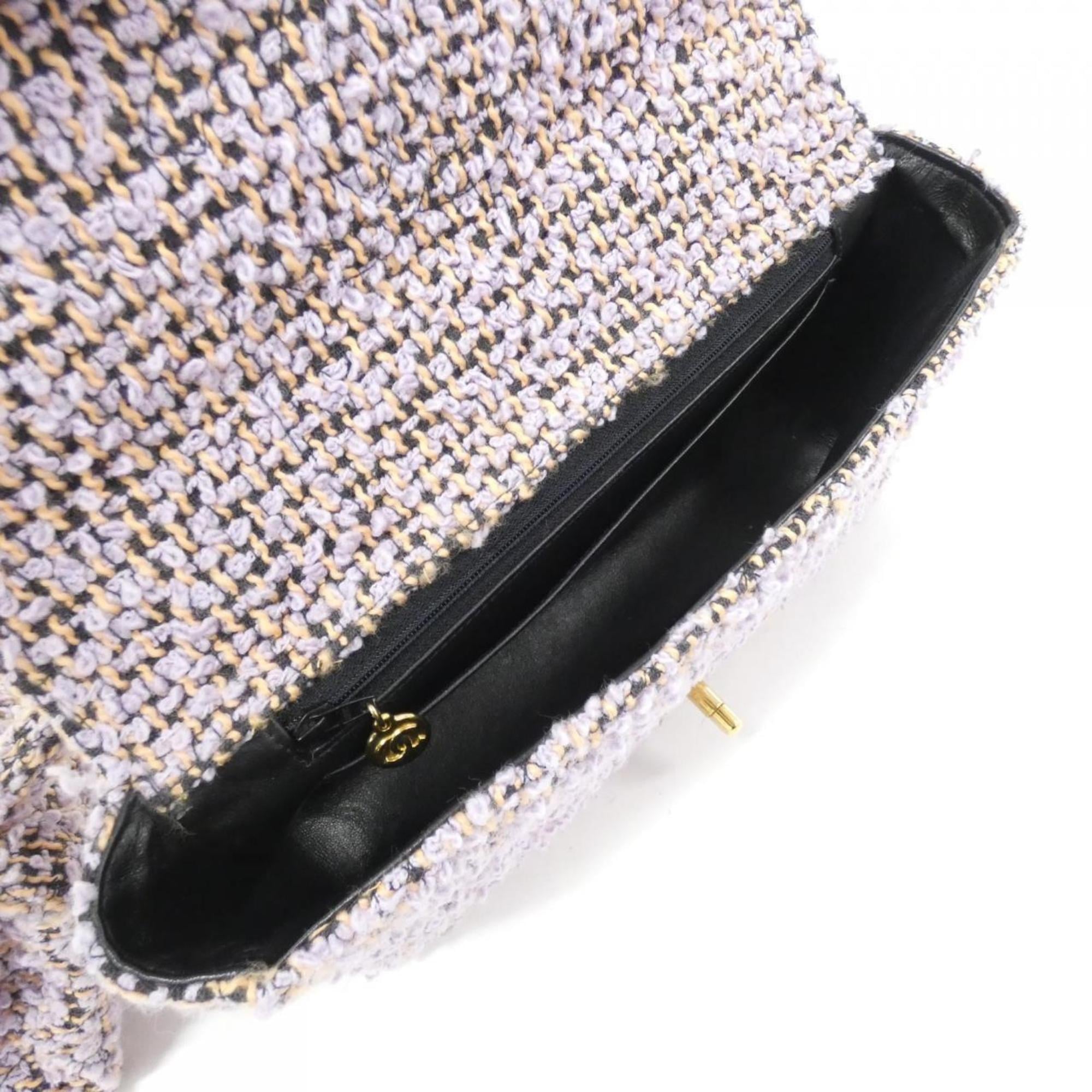 Chanel Light Purple Tweed Handbag (Pre-Owned)