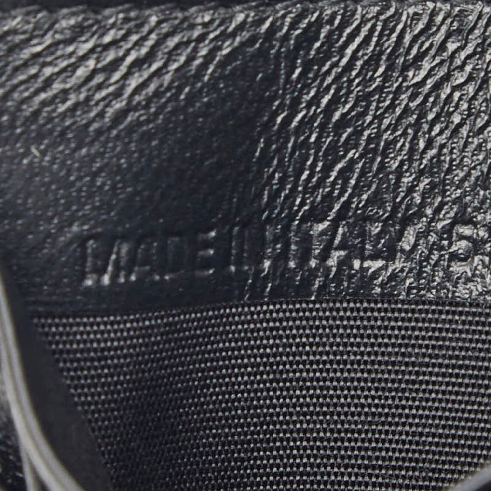 Balenciaga Black Leather Wallet (Bi-Fold) (Pre-Owned)