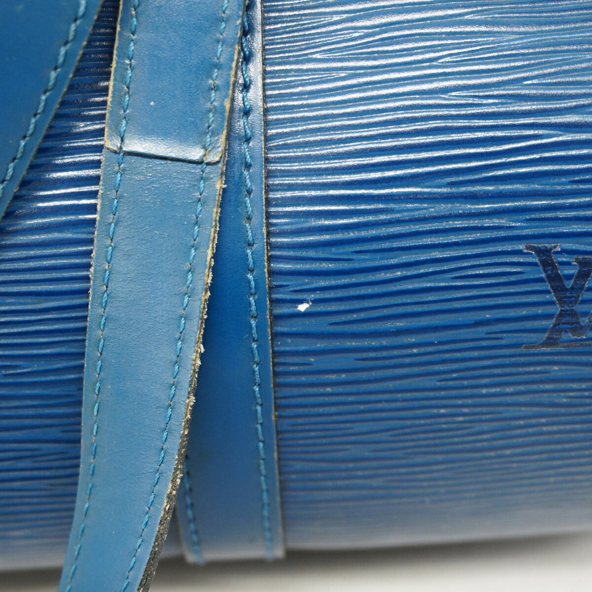 Louis Vuitton Toledo Blue Handbag (Pre-Owned)