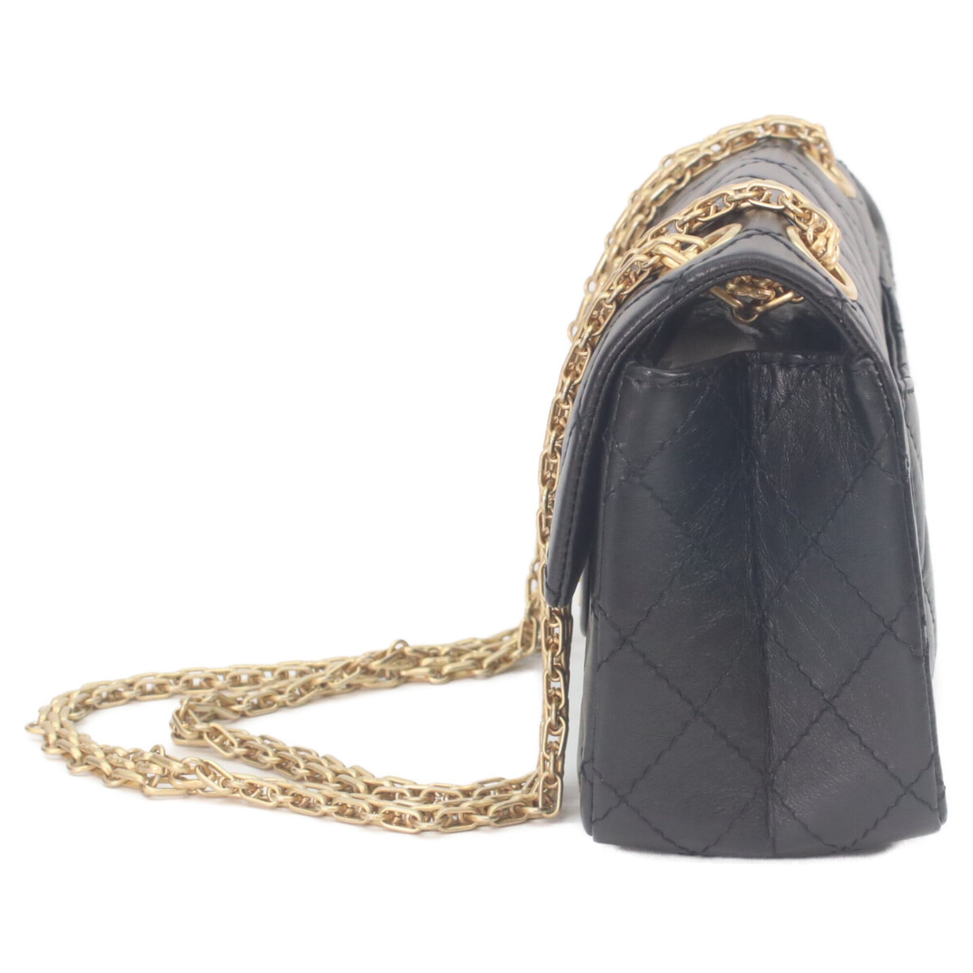 Chanel Black Leather Shoulder Bag (Pre-Owned)