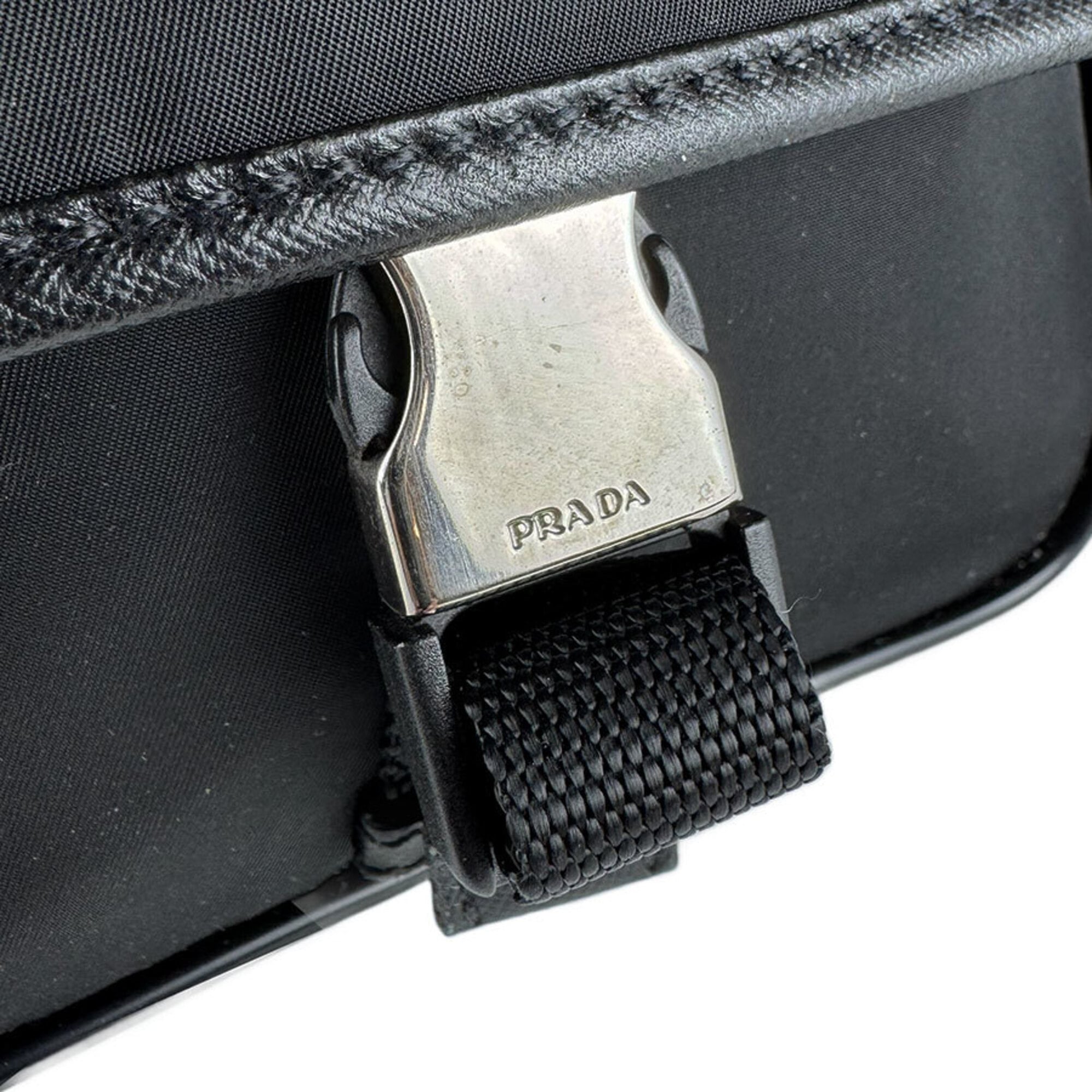 Prada Black Nylon Shoulder Bag (Pre-Owned)