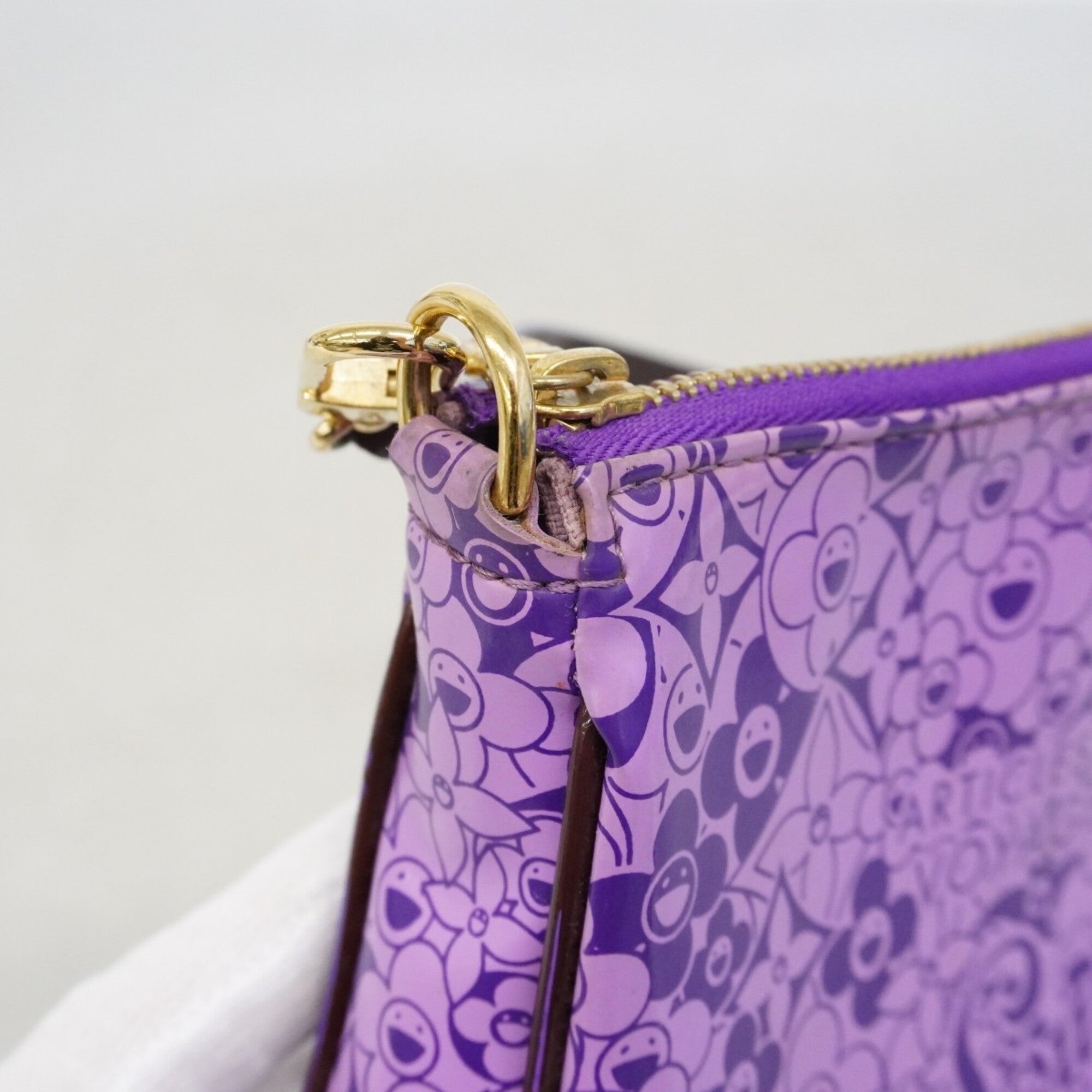 Louis Vuitton Violet Pouch (Pre-Owned)