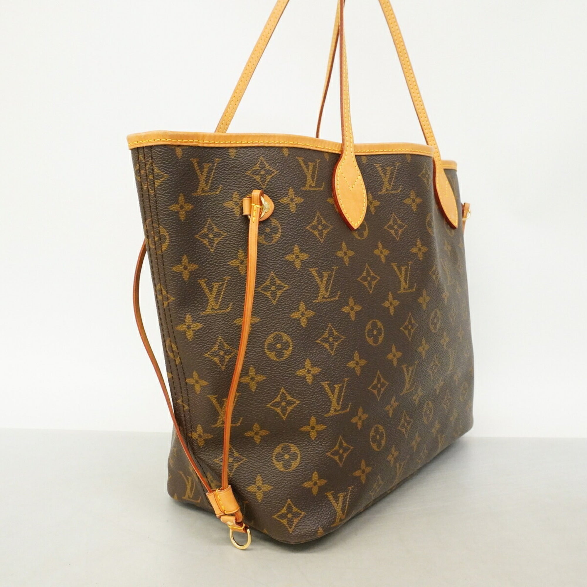 Louis Vuitton Brown Tote Bag (Pre-Owned)