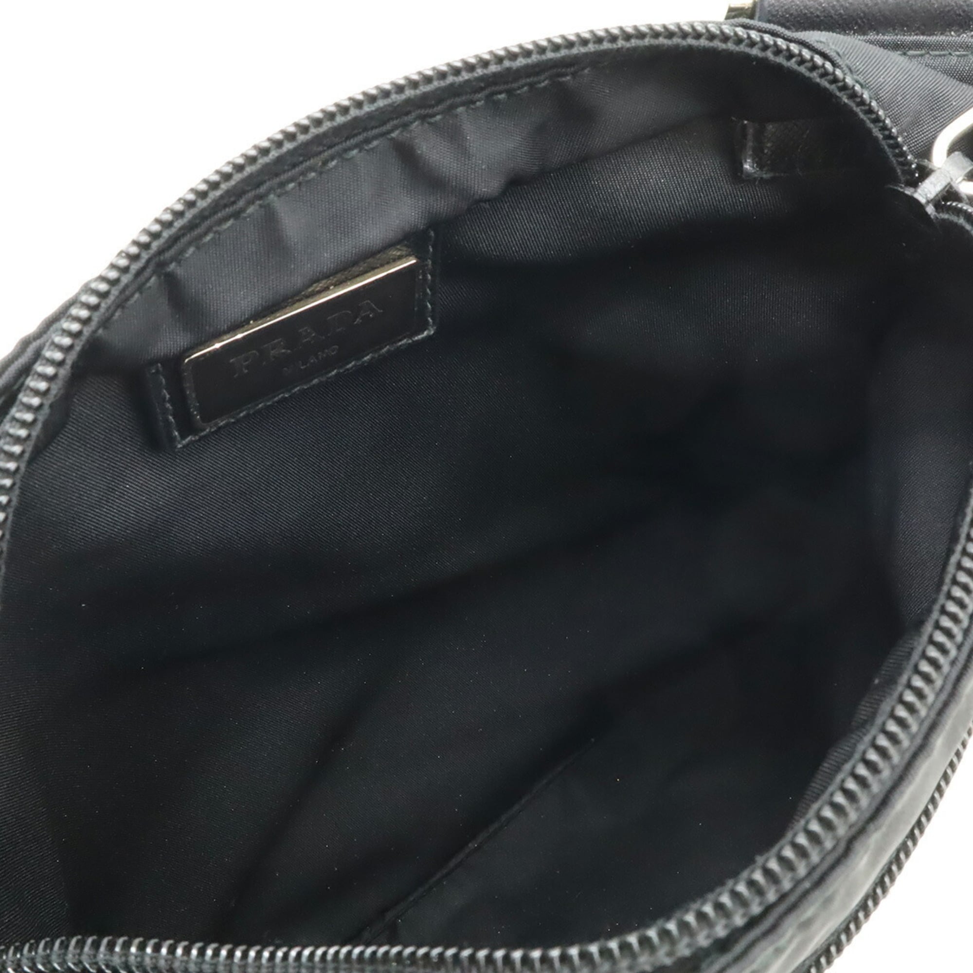 Prada Black Nero Nylon Shoulder Bag (Pre-Owned)
