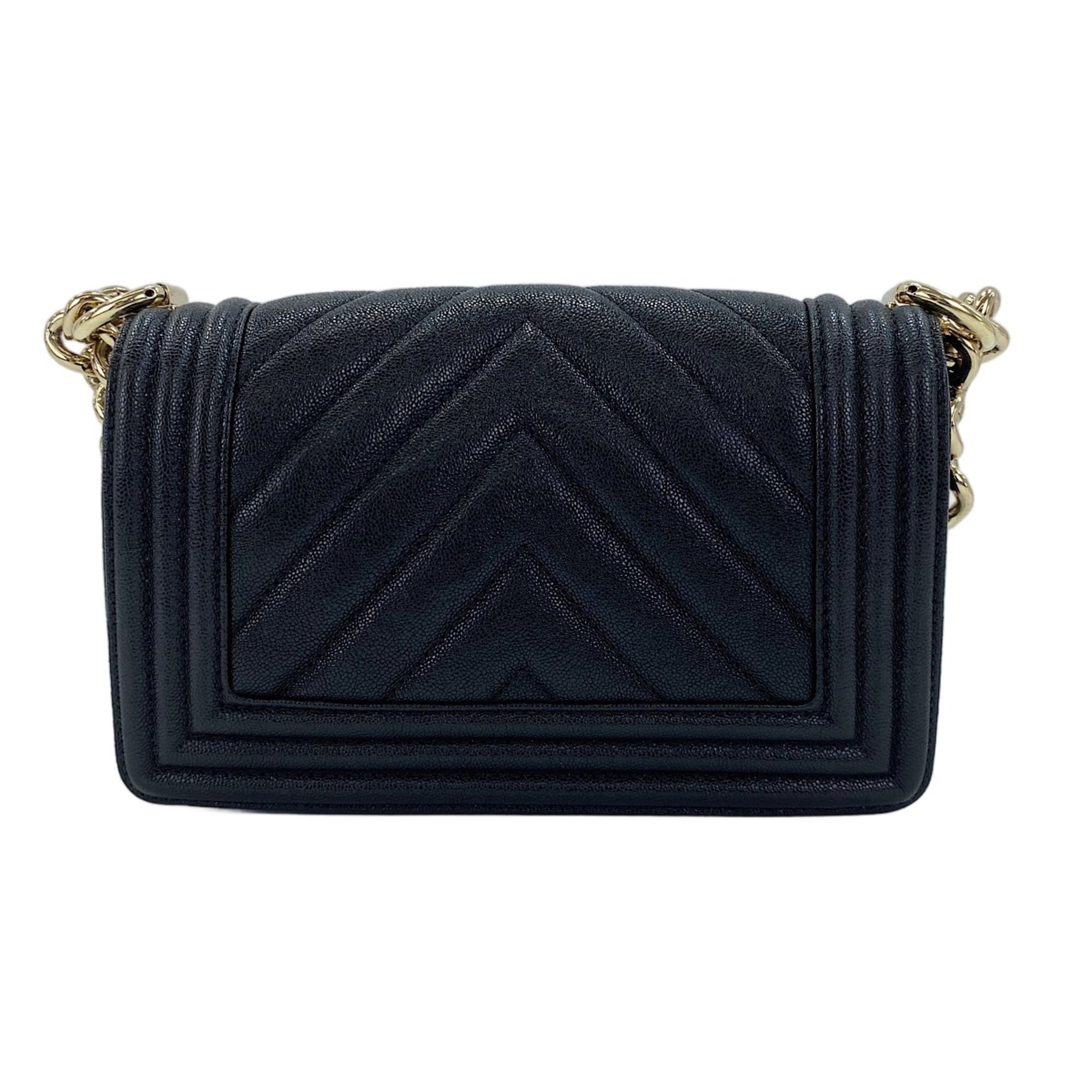 Chanel Boy Chanel Black Shoulder Bag (Pre-Owned)