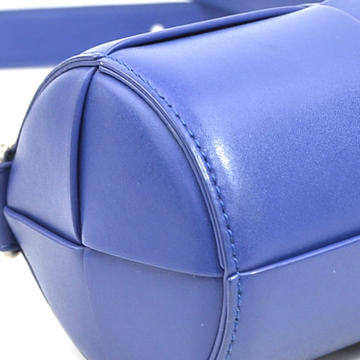 Bottega Veneta Blue Leather Shoulder Bag (Pre-Owned)