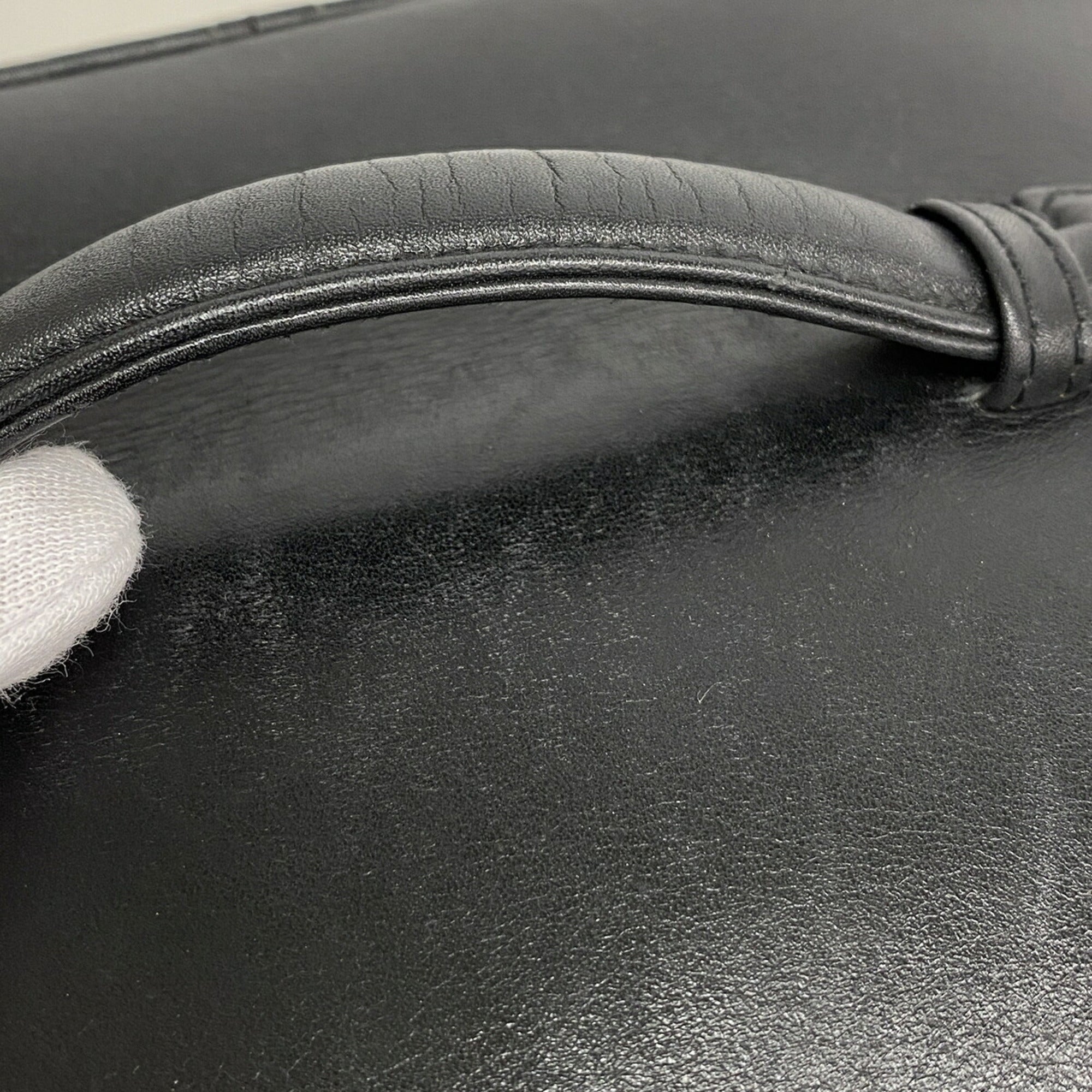 Chanel Black Leather Vanity Bag (Pre-Owned)