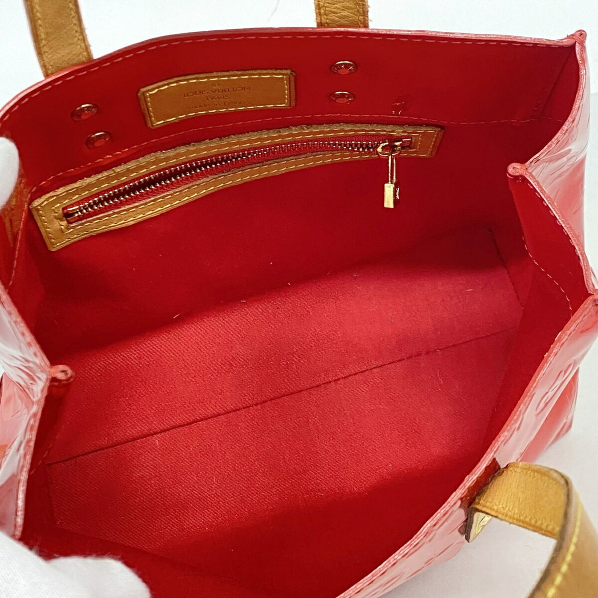 Louis Vuitton Rouge Handbag (Pre-Owned)