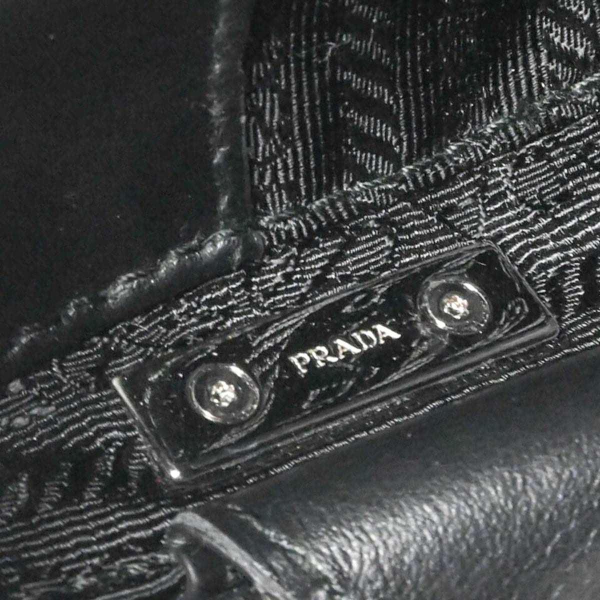 Prada Saffiano Black Leather Shoulder Bag (Pre-Owned)