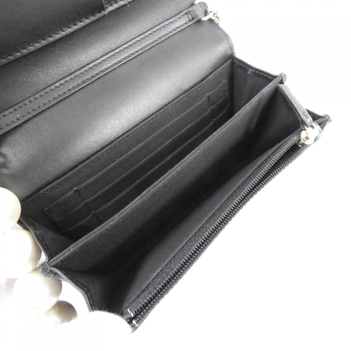 Chanel Black Artificial Pearl Leather Chain/Shoulder Wallet (Pre-Owned)