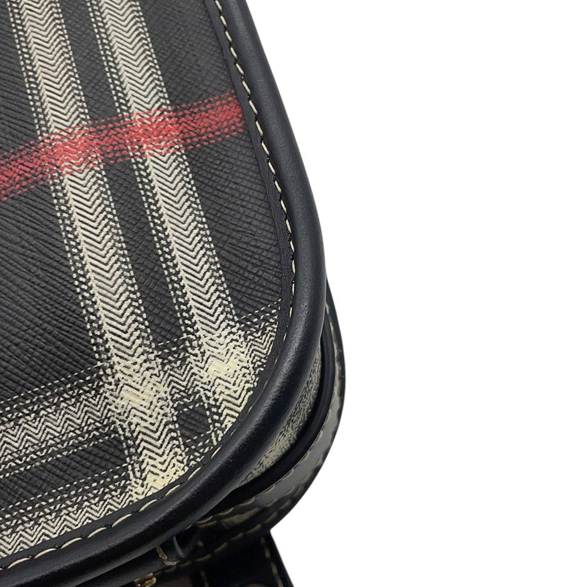 Burberry Black Red Color Pvc Leather Handbag Shoulder Bag (Pre-Owned)