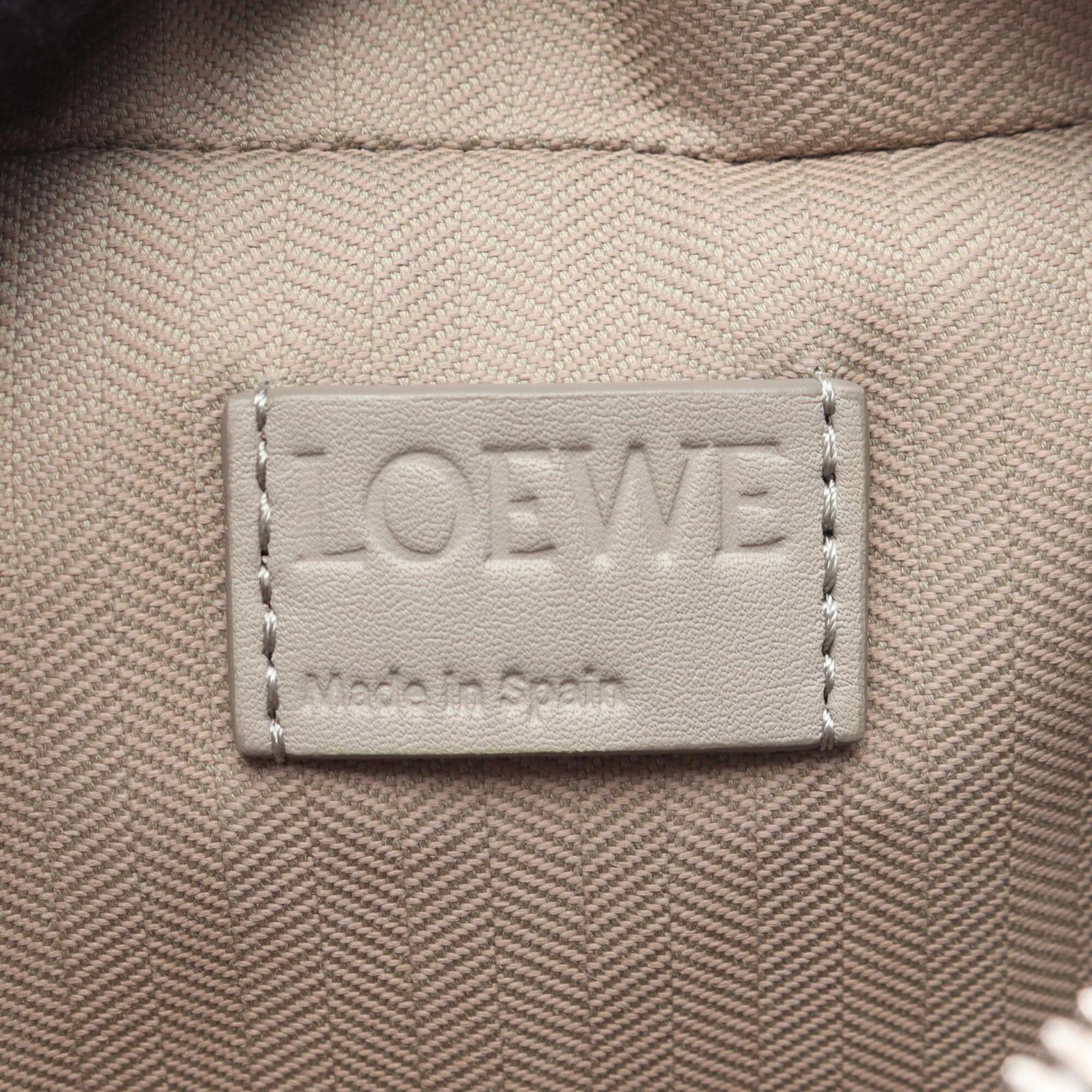 Loewe Gray Leather Handbag (Pre-Owned)