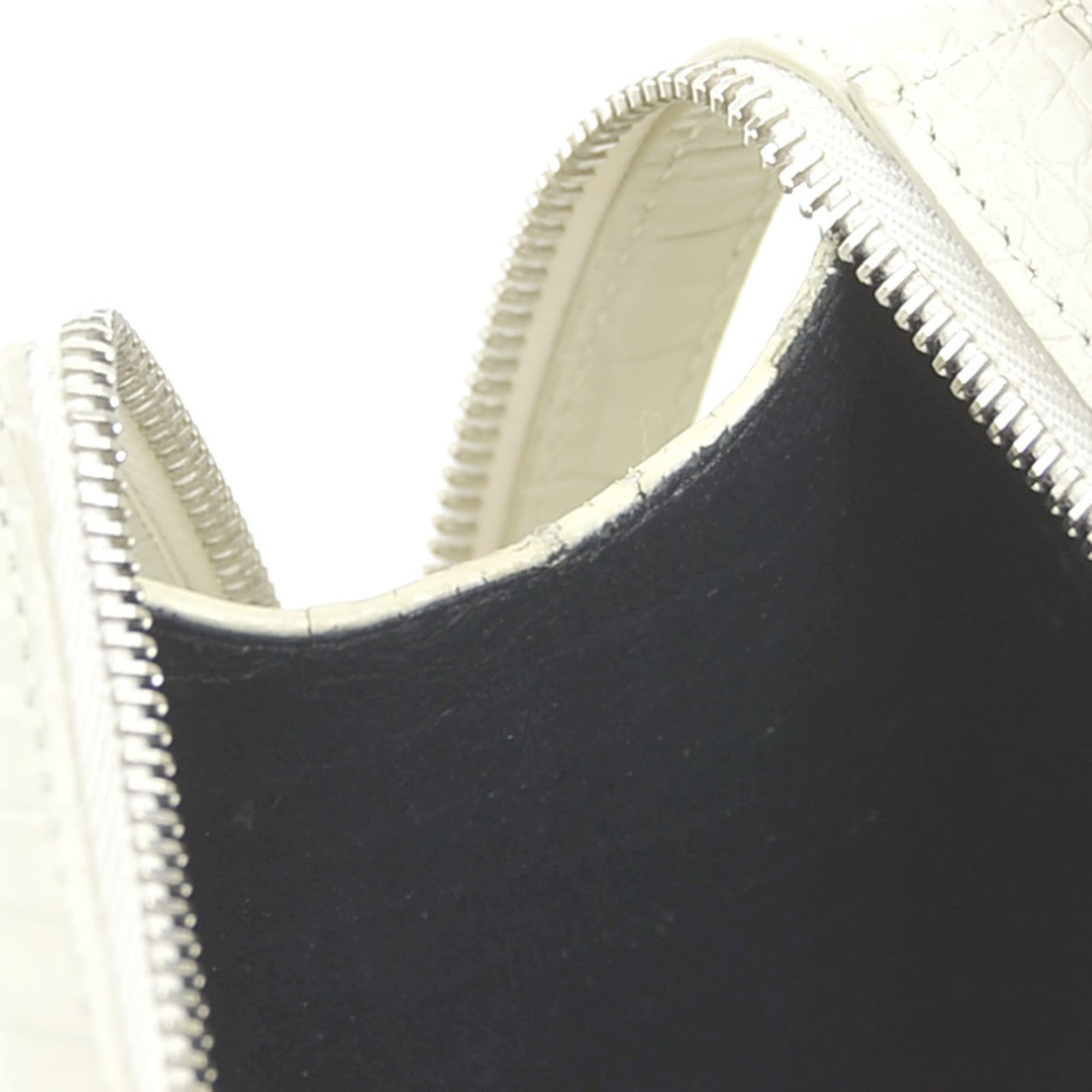 Saint Laurent Ivory Leather Handbag Pouch Shoulder Bag (Pre-Owned)