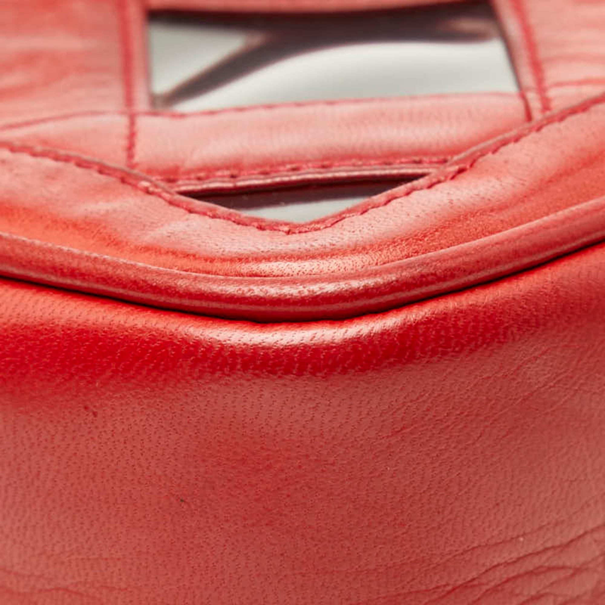 Chanel Red Color Vinyl Leather Shoulder Bag (Pre-Owned)