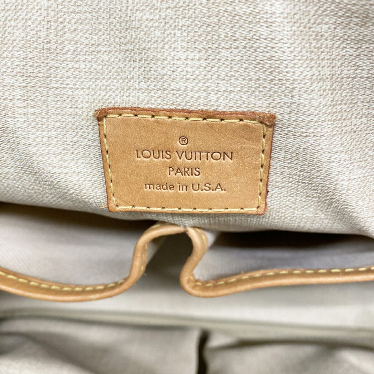 Louis Vuitton Brown Handbag (Pre-Owned)