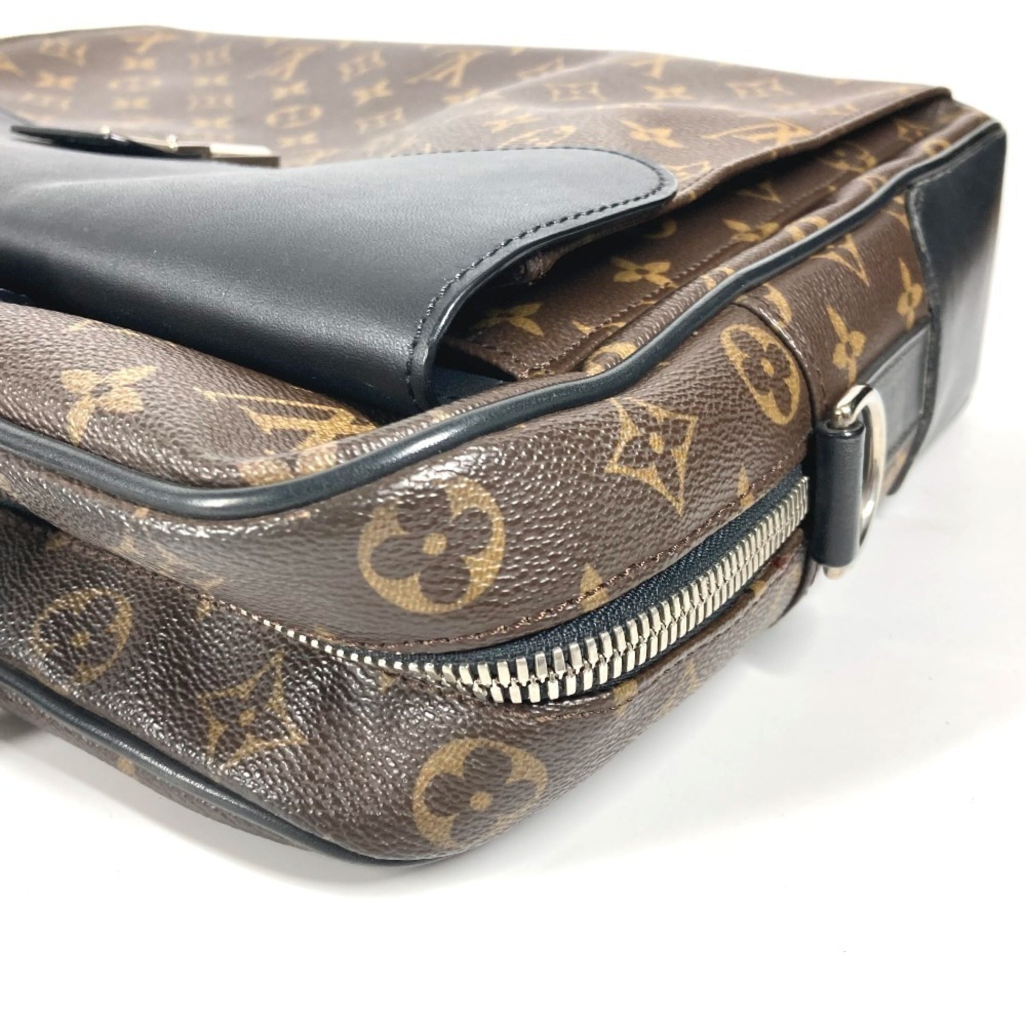 Louis Vuitton Black Brown Monogram Canvas Briefcase Shoulder Bag (Pre-Owned)