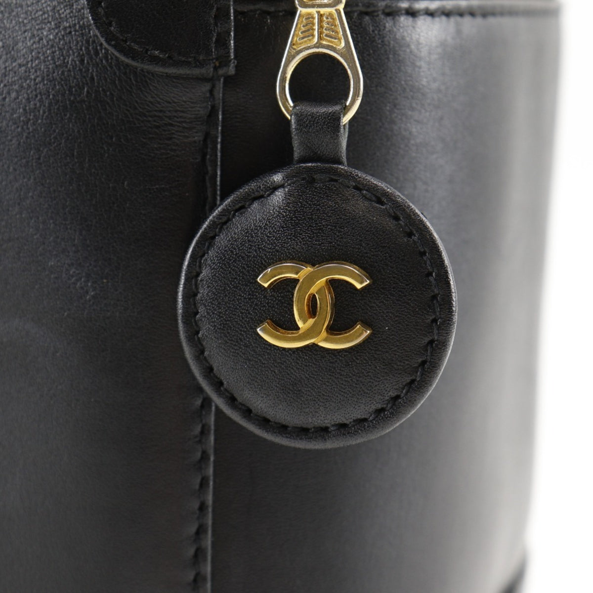 Chanel Black Leather Handbag Pouch (Pre-Owned)