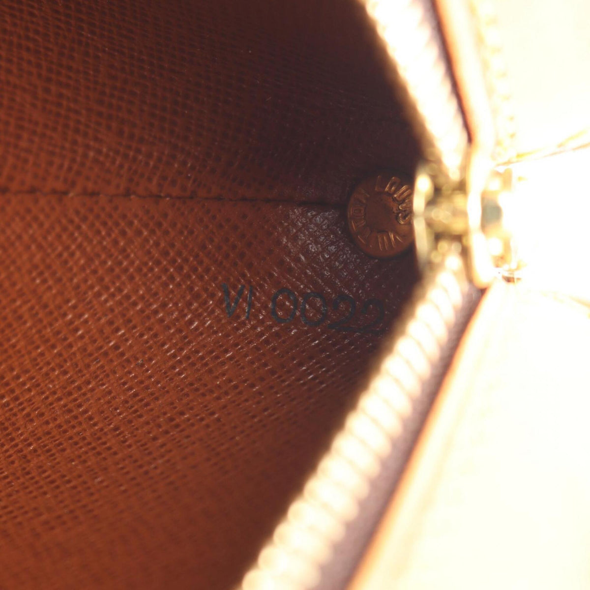 Louis Vuitton Brown Coated Canvas Leather Handbag Shoulder Bag (Pre-Owned)
