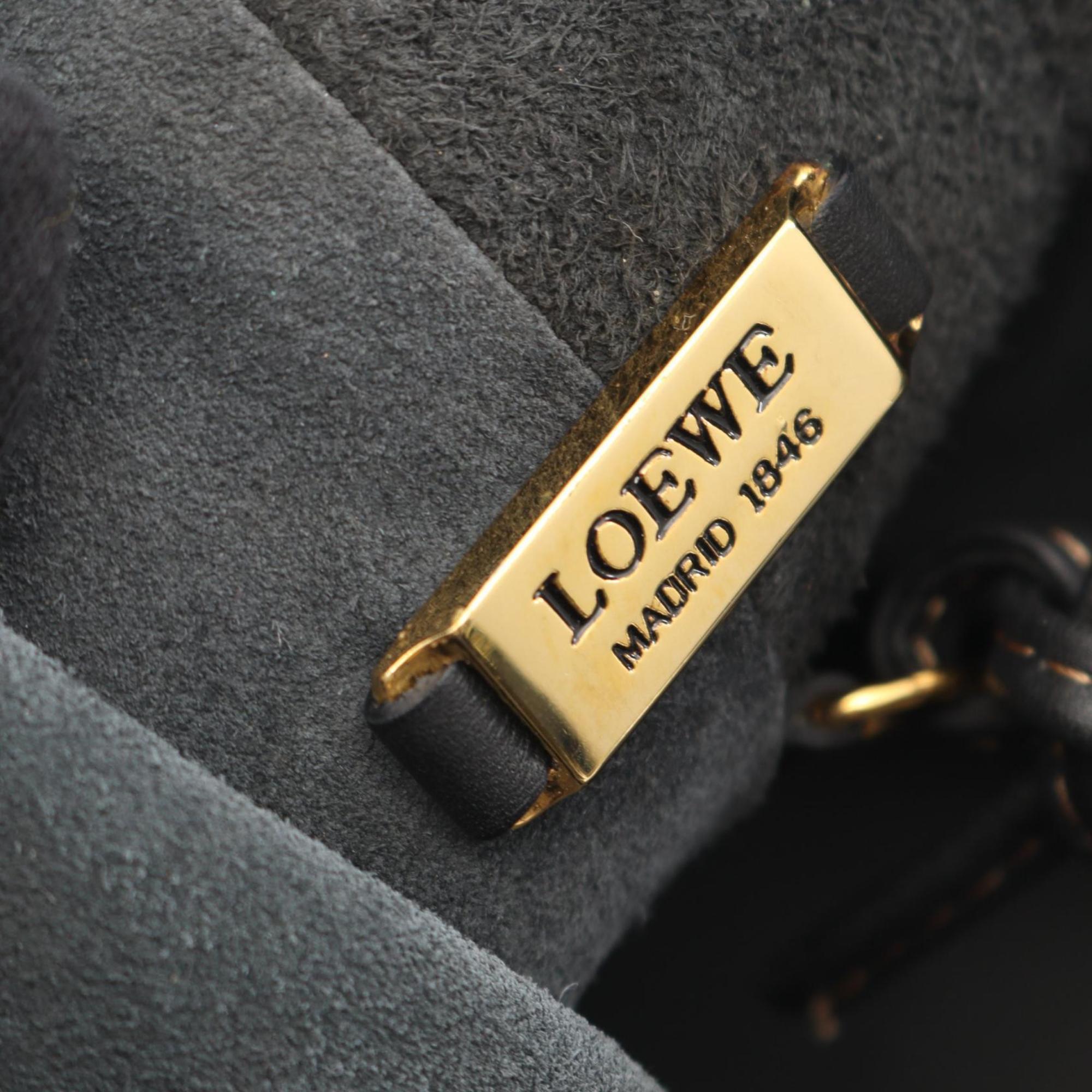 Loewe Black Leather Handbag Shoulder Bag (Pre-Owned)