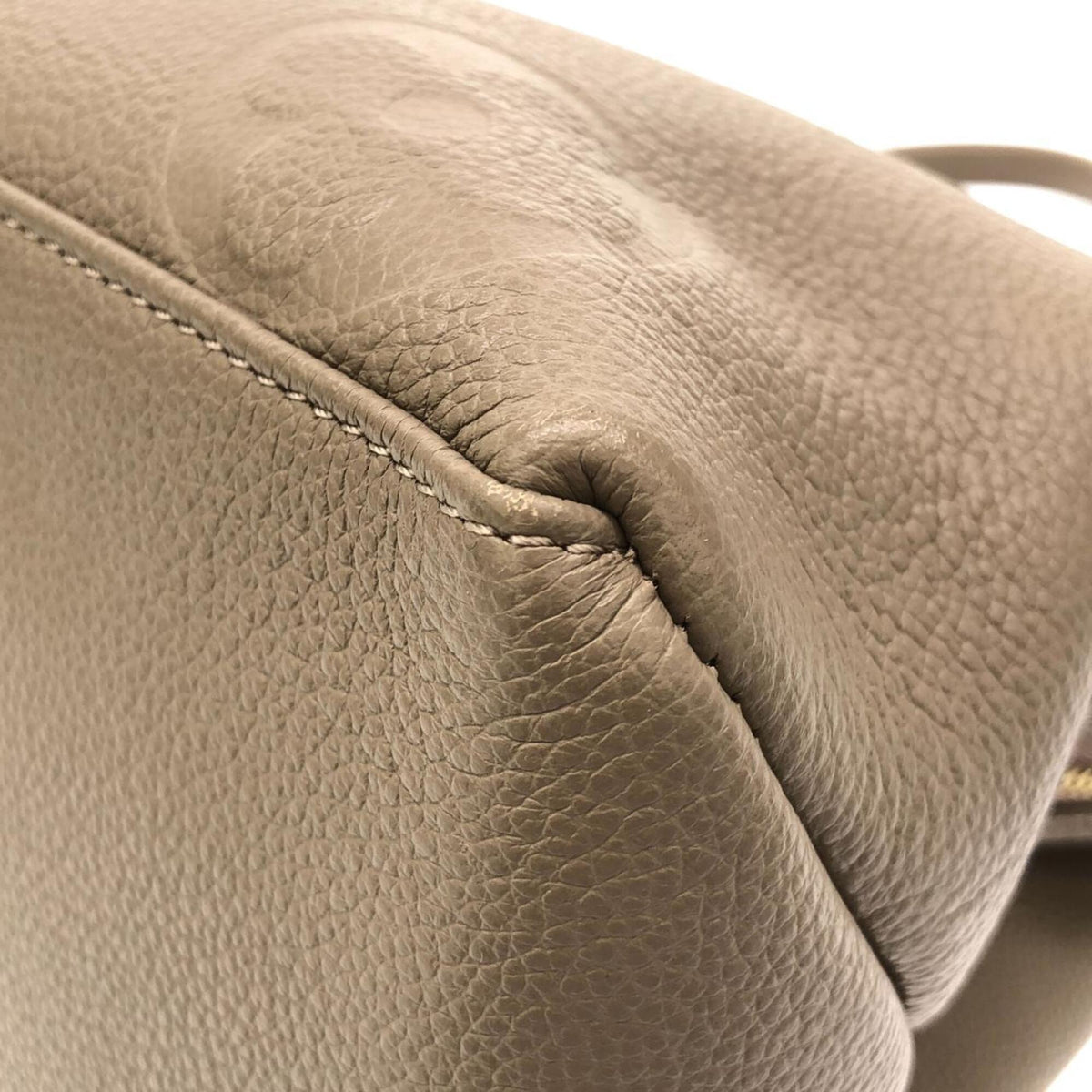 Louis Vuitton Beige Tourterelle Leather Handbag (Pre-Owned)