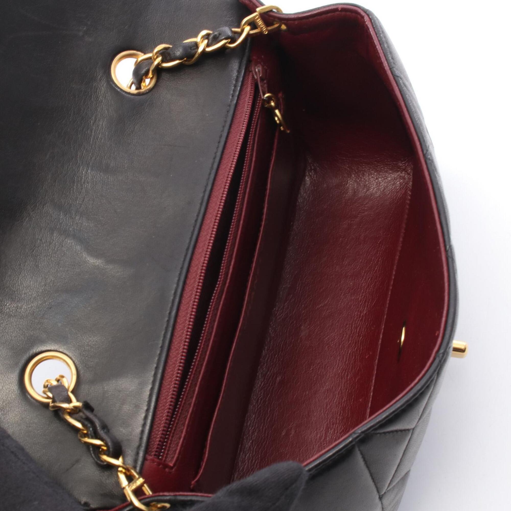 Chanel Black Leather Handbag Shoulder Bag (Pre-Owned)