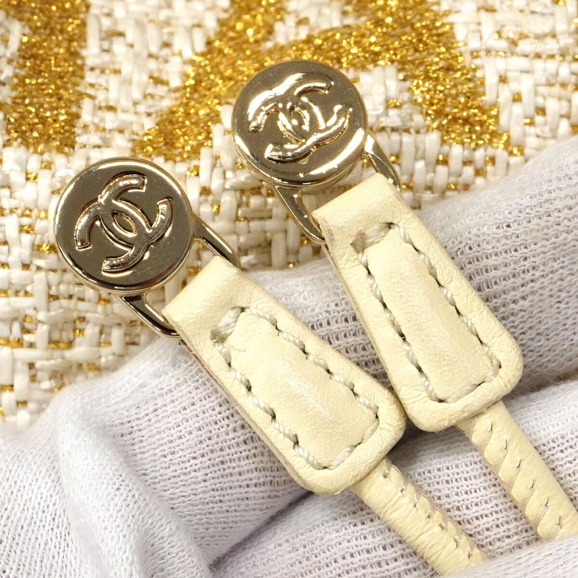 Chanel Gold Ivory Shoulder Bag (Pre-Owned)