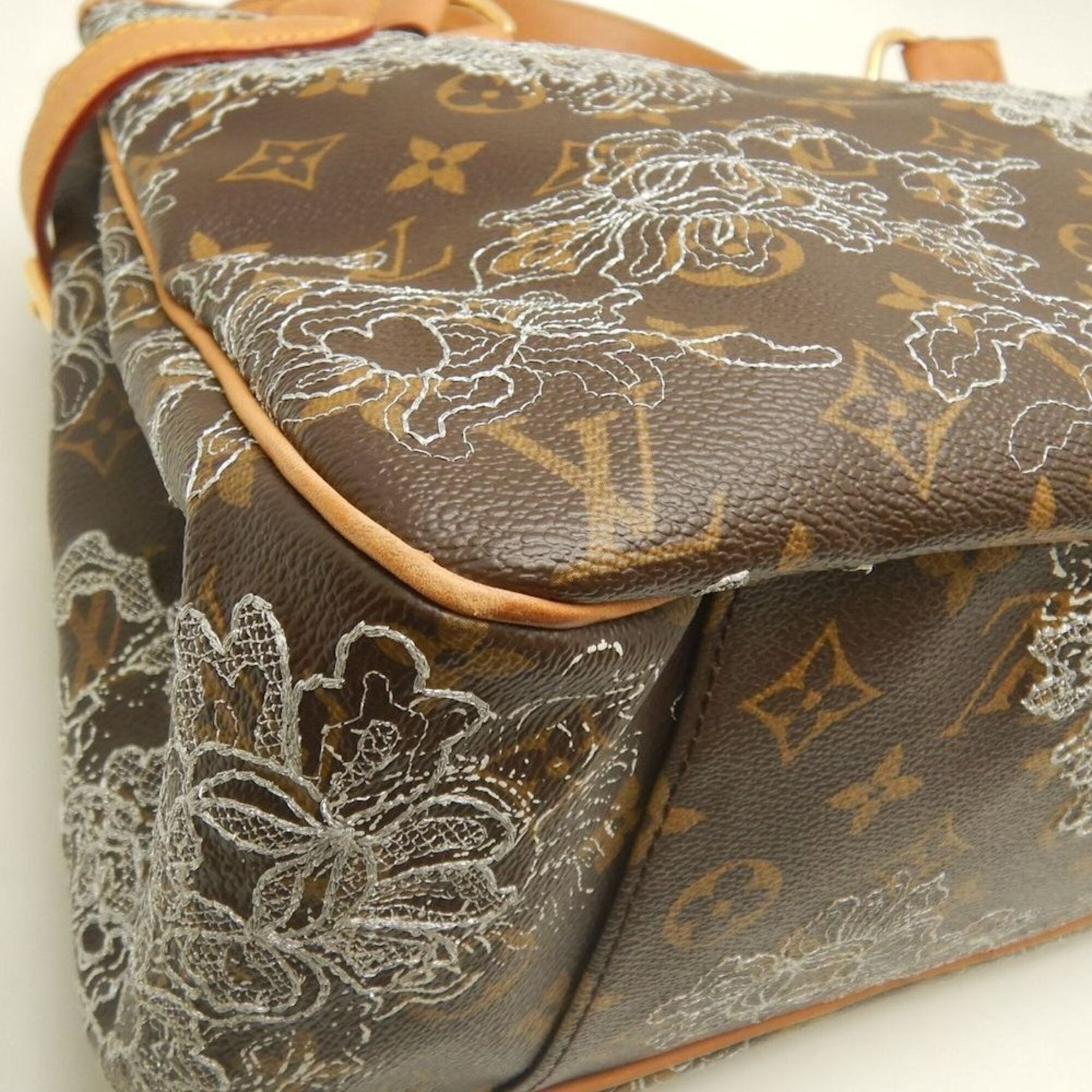 Louis Vuitton Brown Monogram Canvas Tote Bag (Pre-Owned)