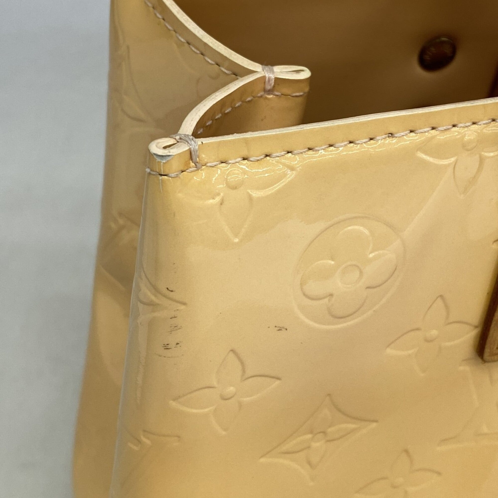 Louis Vuitton Pink Handbag (Pre-Owned)
