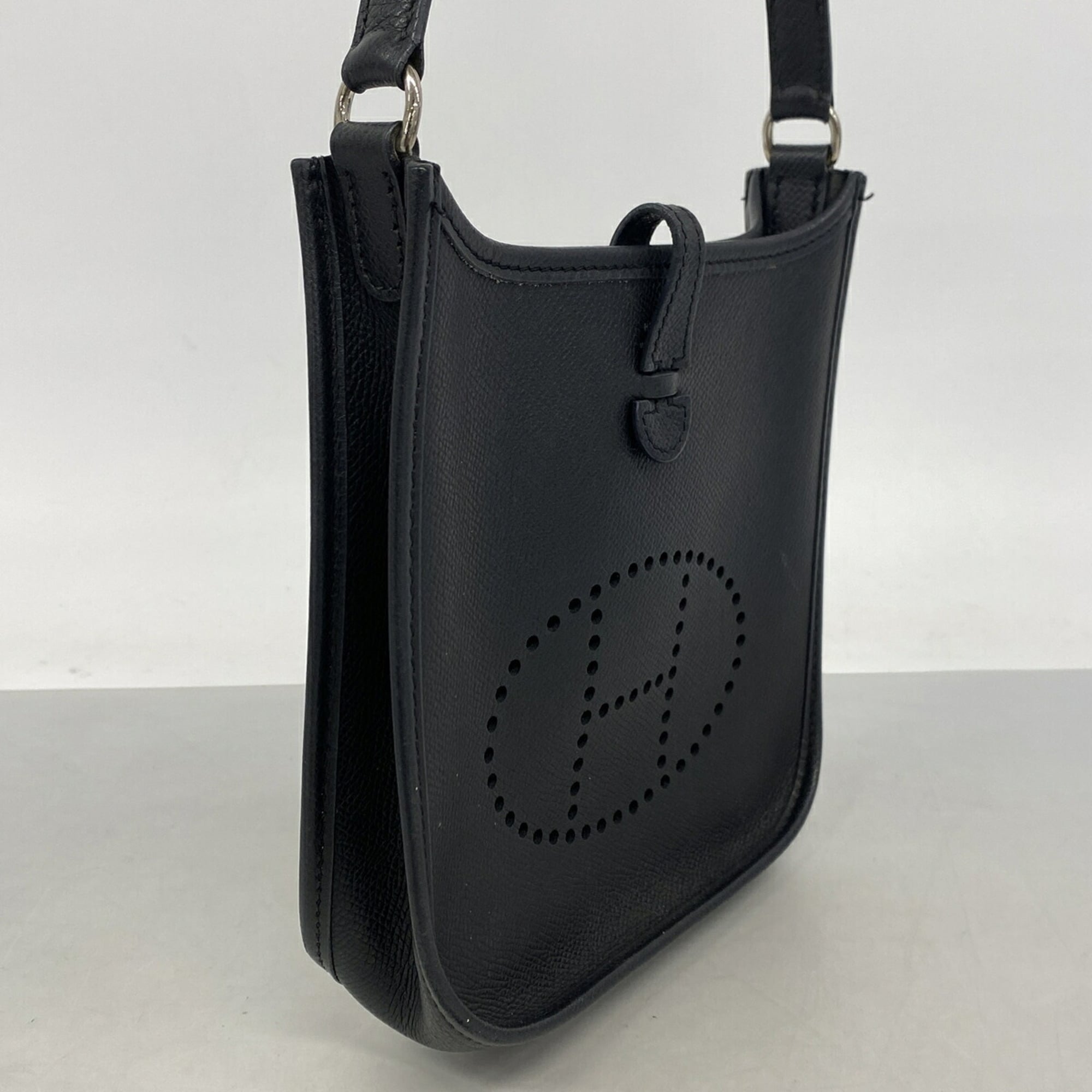 Hermes Black Epsom Leather Leather Shoulder Bag (Pre-Owned)