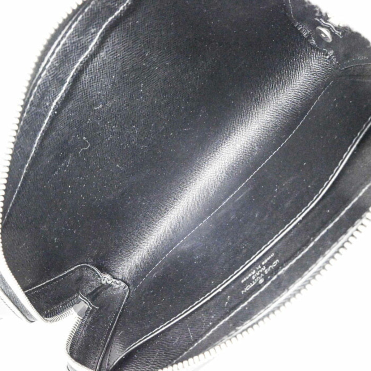 Louis Vuitton Ardoise Black Taiga Leather Clutch Bag (Pre-Owned)