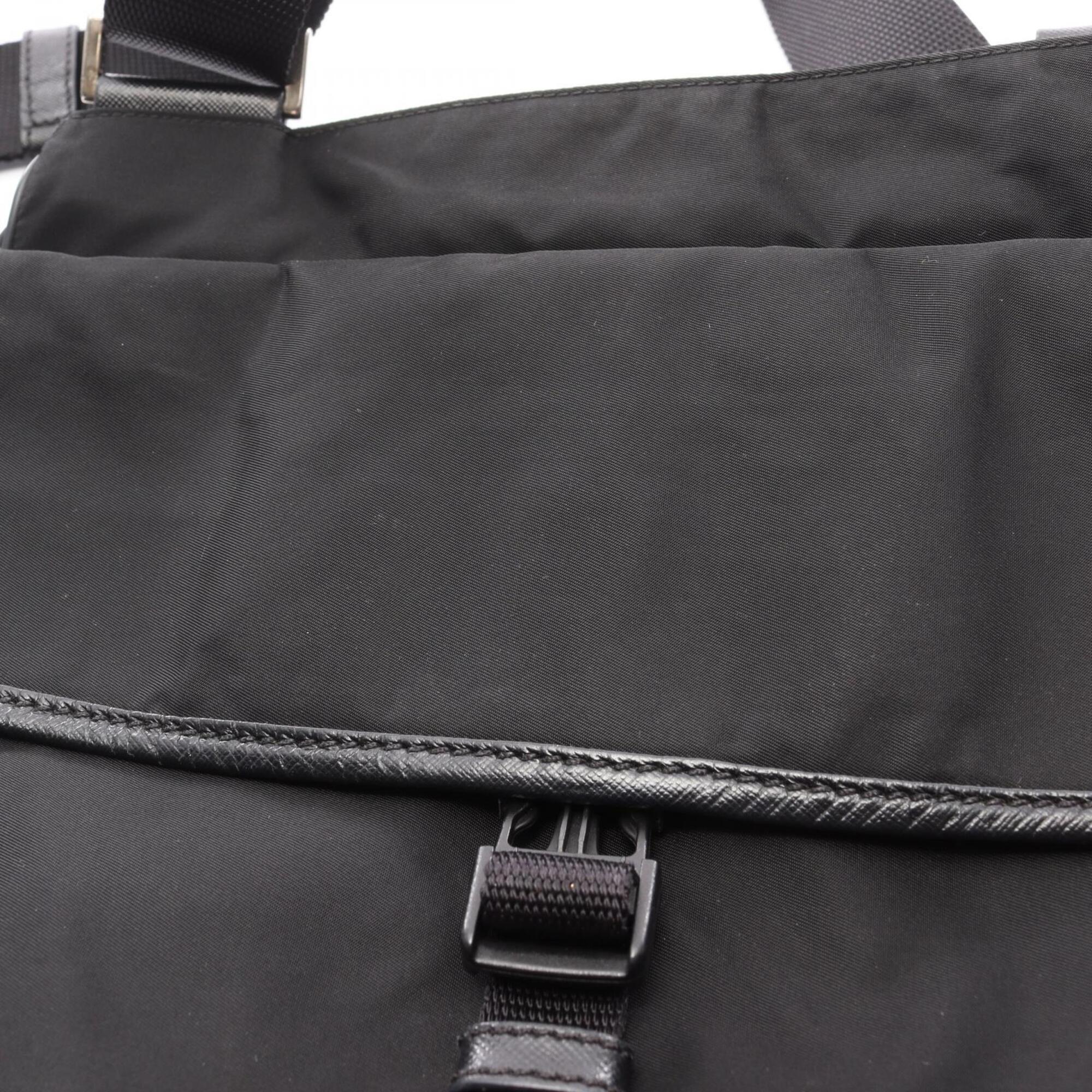 Prada Black Nylon Saffiano Triangle Handbag Shoulder Bag (Pre-Owned)